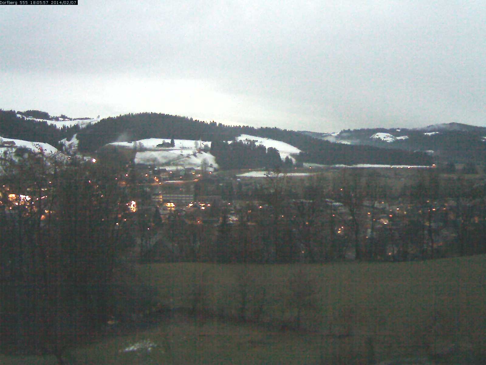 Webcam-Bild: Aussicht vom Dorfberg in Langnau 20140207-180600