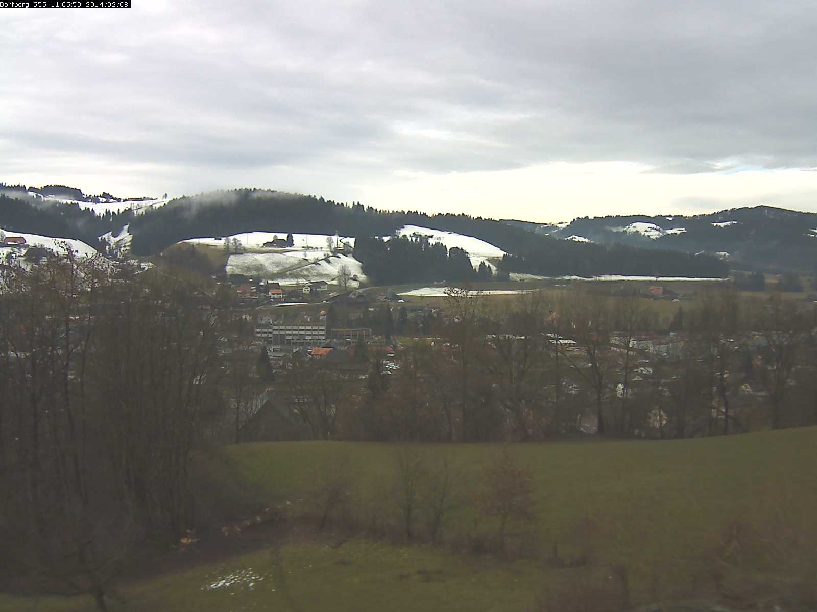 Webcam-Bild: Aussicht vom Dorfberg in Langnau 20140208-110600