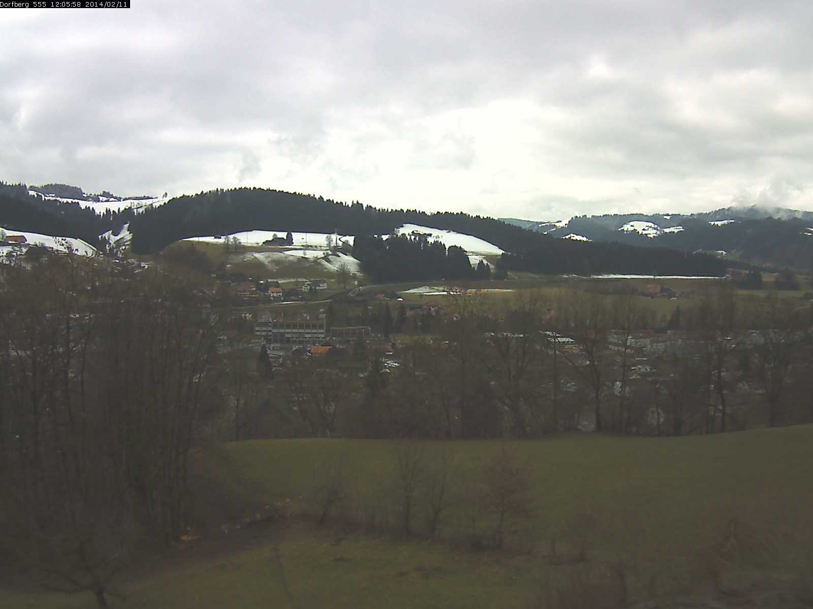 Webcam-Bild: Aussicht vom Dorfberg in Langnau 20140211-120600
