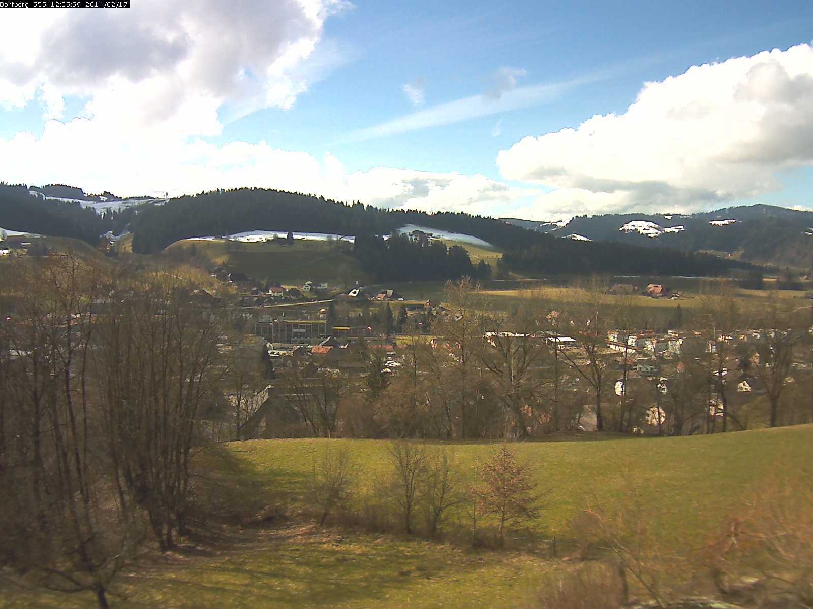 Webcam-Bild: Aussicht vom Dorfberg in Langnau 20140217-120600