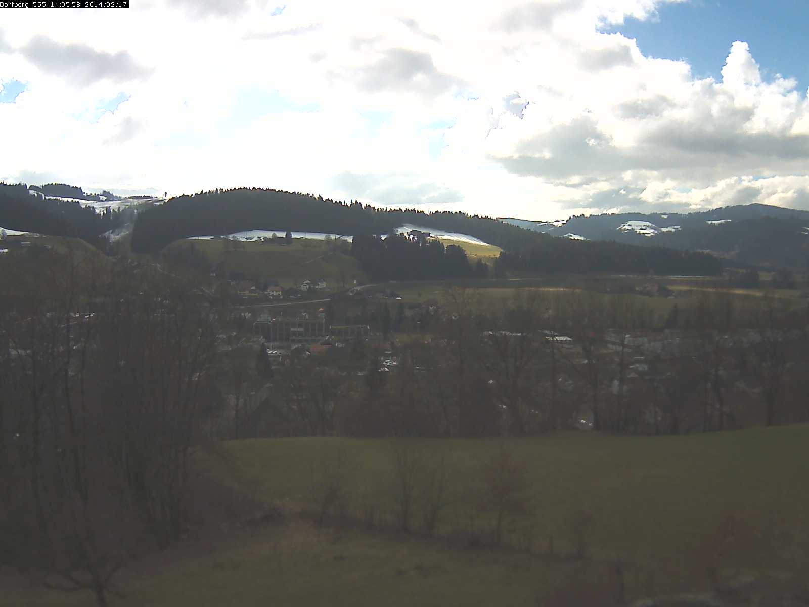 Webcam-Bild: Aussicht vom Dorfberg in Langnau 20140217-140600