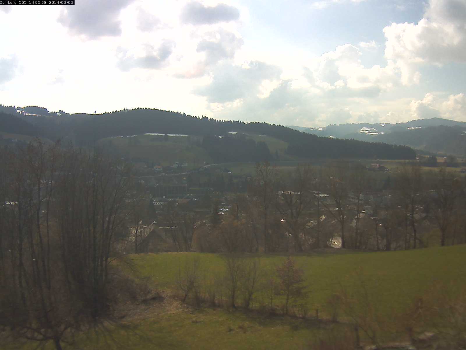 Webcam-Bild: Aussicht vom Dorfberg in Langnau 20140305-140600