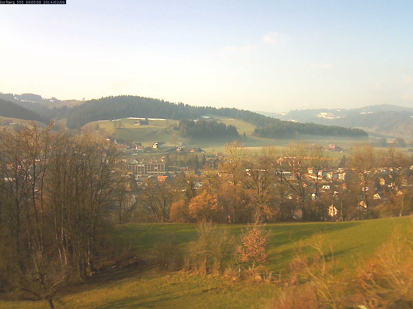 Webcam-Bild: Aussicht vom Dorfberg in Langnau 20140306-090600