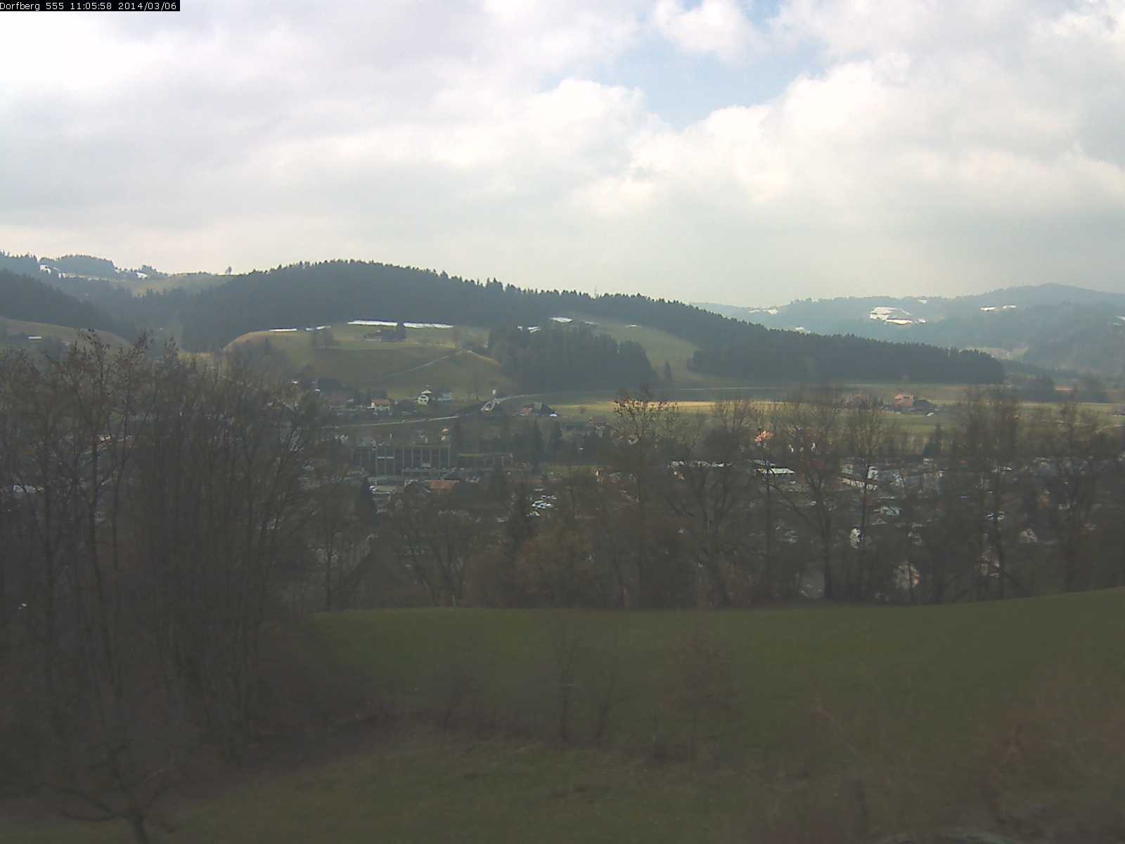 Webcam-Bild: Aussicht vom Dorfberg in Langnau 20140306-110600