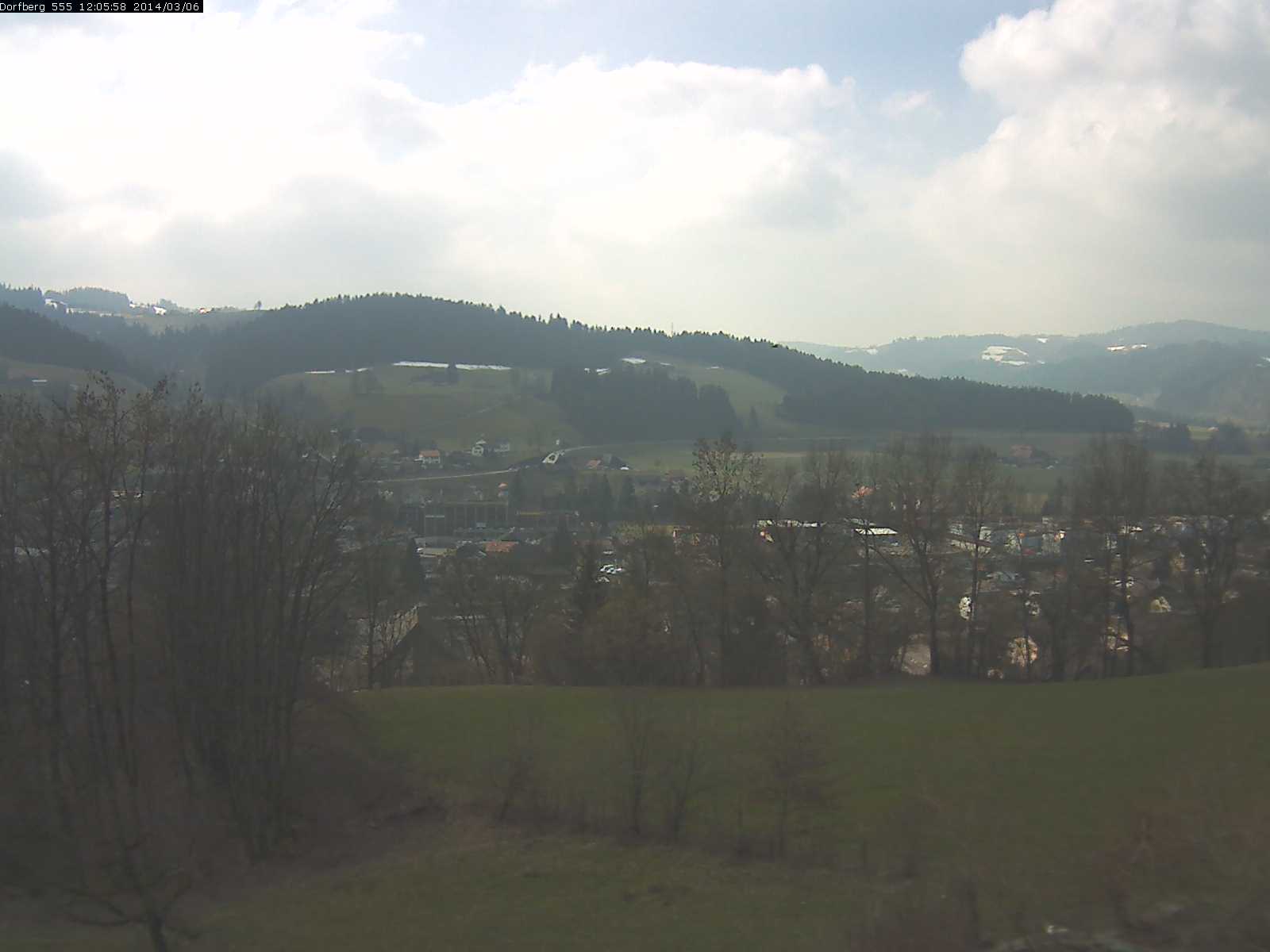 Webcam-Bild: Aussicht vom Dorfberg in Langnau 20140306-120600