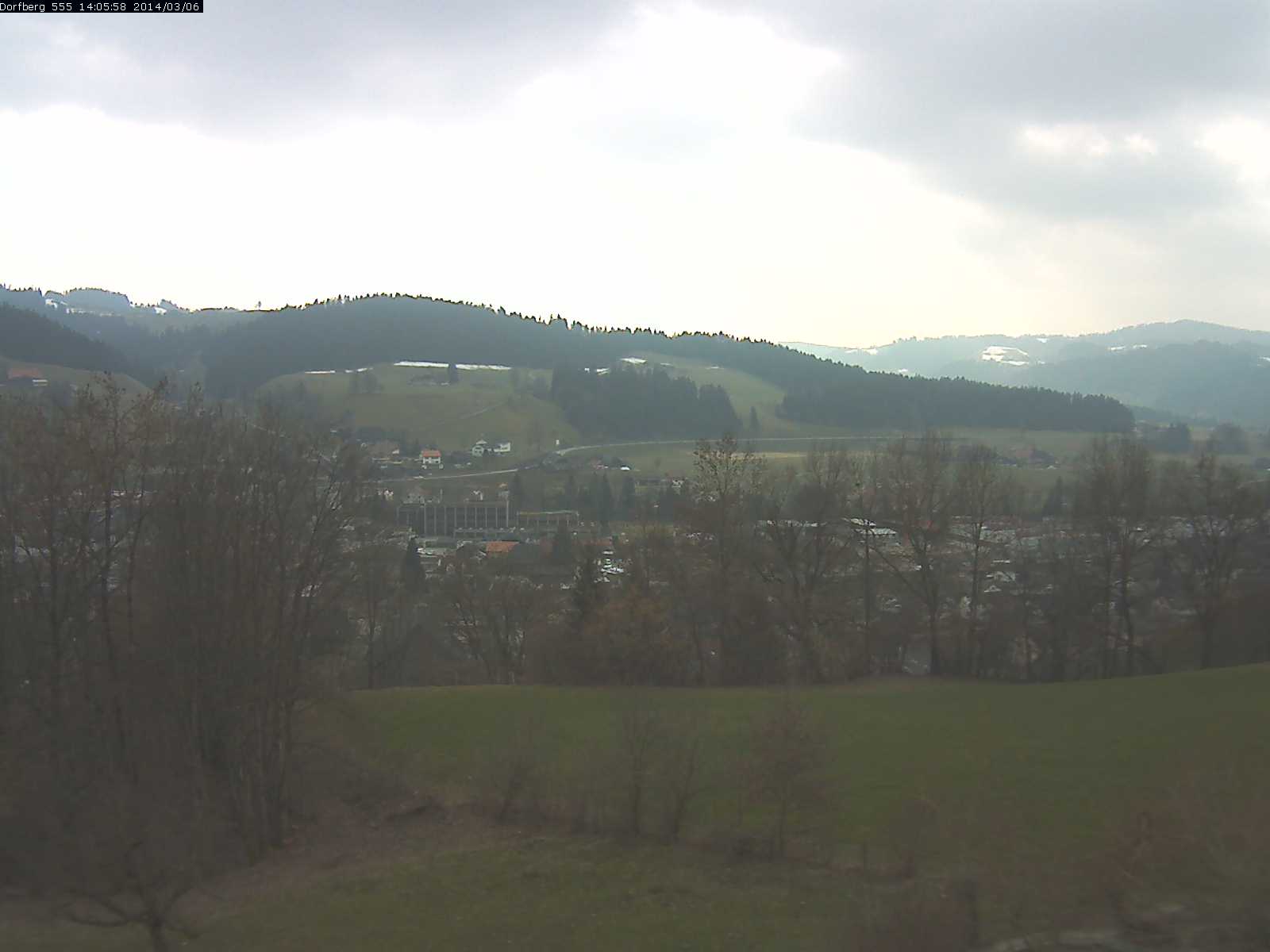 Webcam-Bild: Aussicht vom Dorfberg in Langnau 20140306-140600