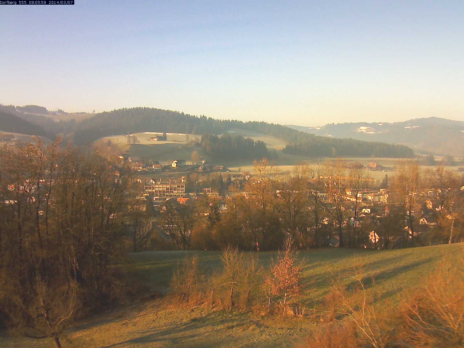 Webcam-Bild: Aussicht vom Dorfberg in Langnau 20140307-080600