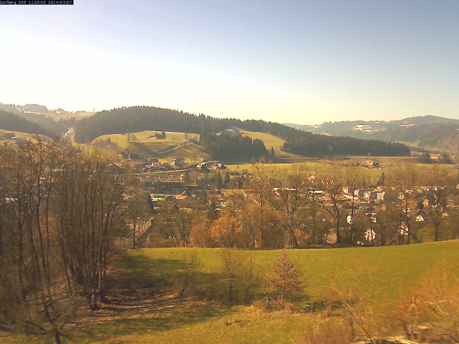 Webcam-Bild: Aussicht vom Dorfberg in Langnau 20140307-110600