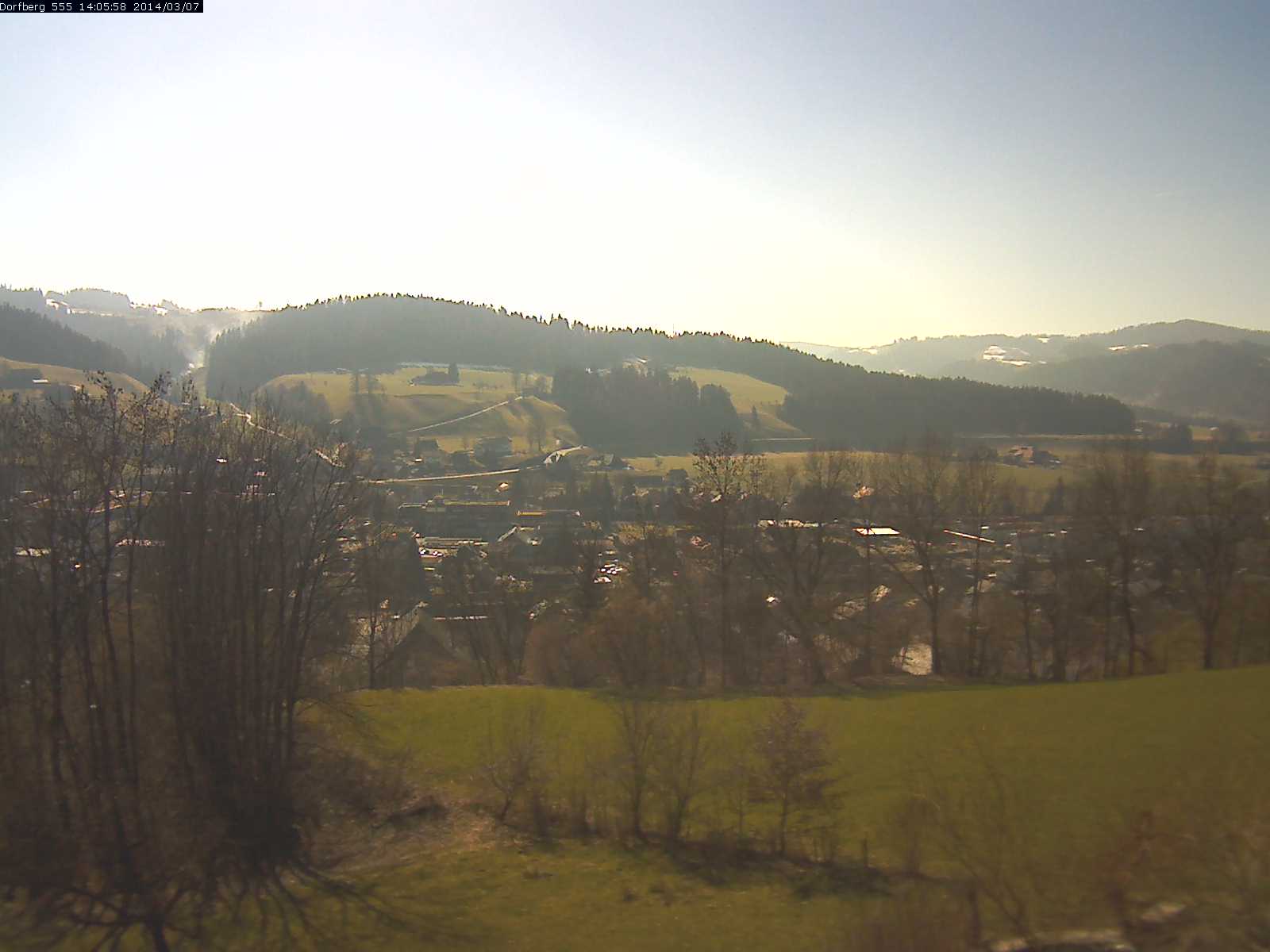 Webcam-Bild: Aussicht vom Dorfberg in Langnau 20140307-140600