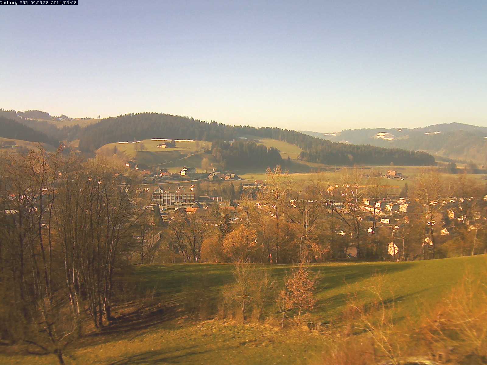 Webcam-Bild: Aussicht vom Dorfberg in Langnau 20140308-090600