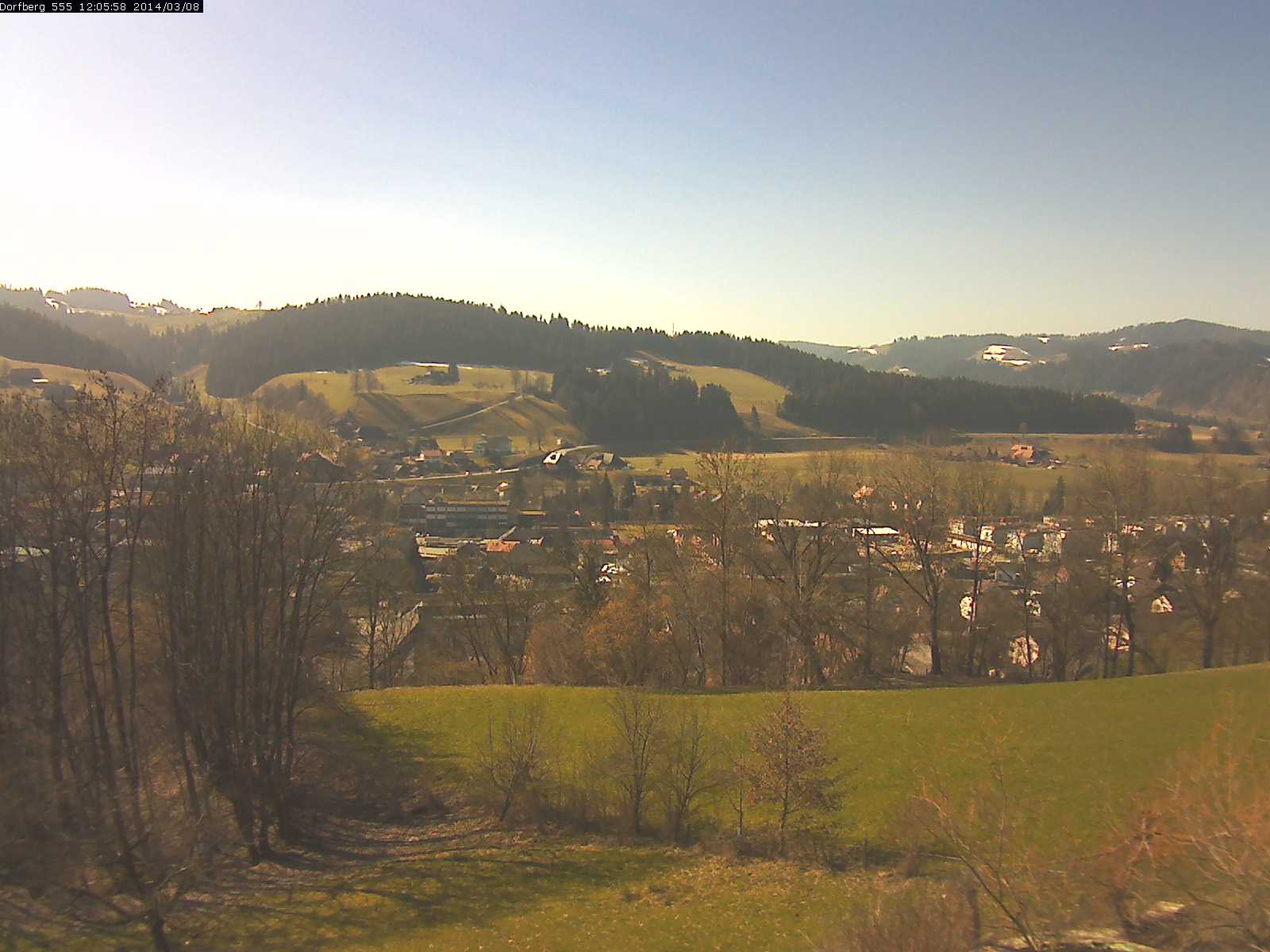 Webcam-Bild: Aussicht vom Dorfberg in Langnau 20140308-120600