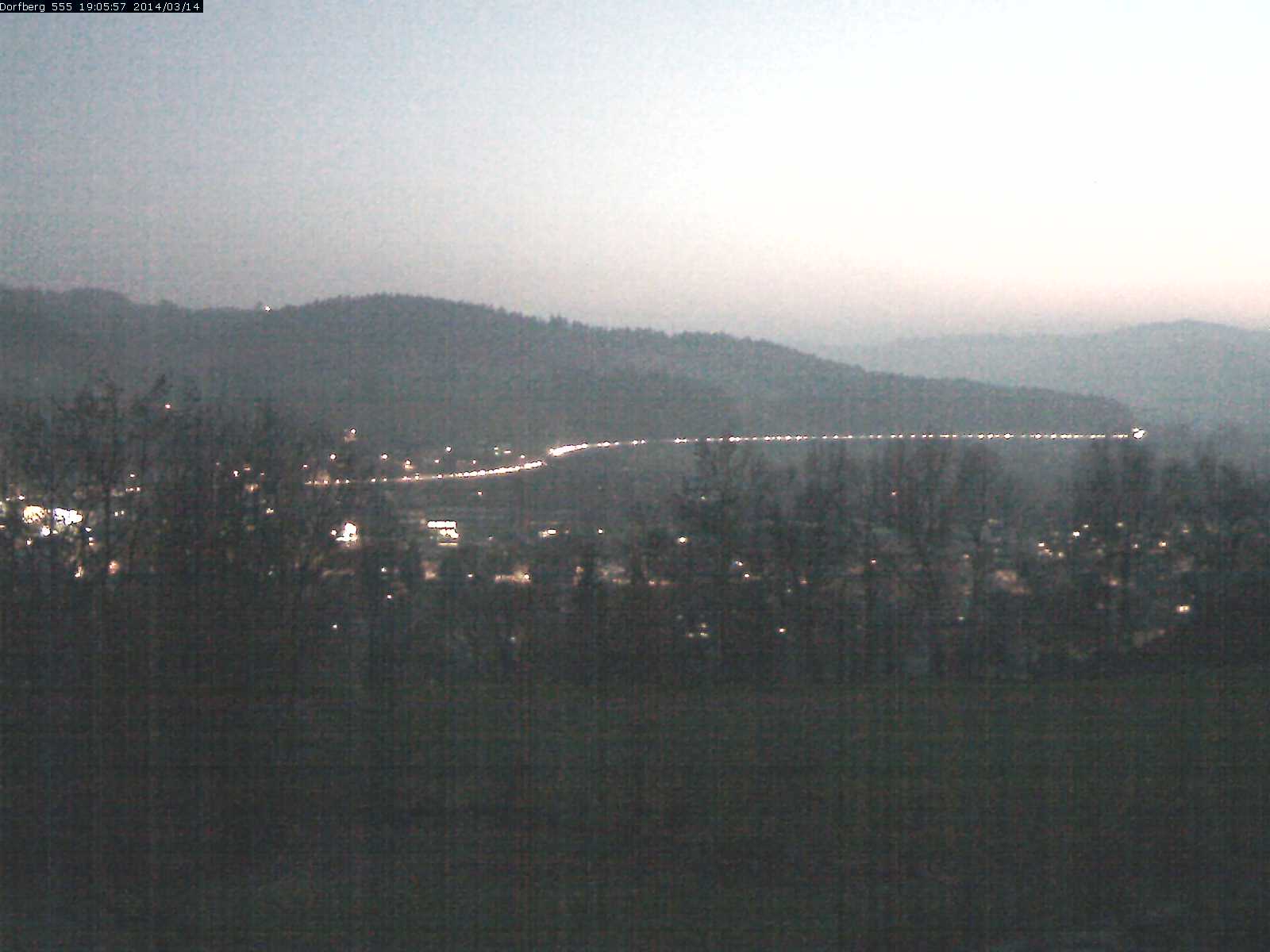 Webcam-Bild: Aussicht vom Dorfberg in Langnau 20140314-190600