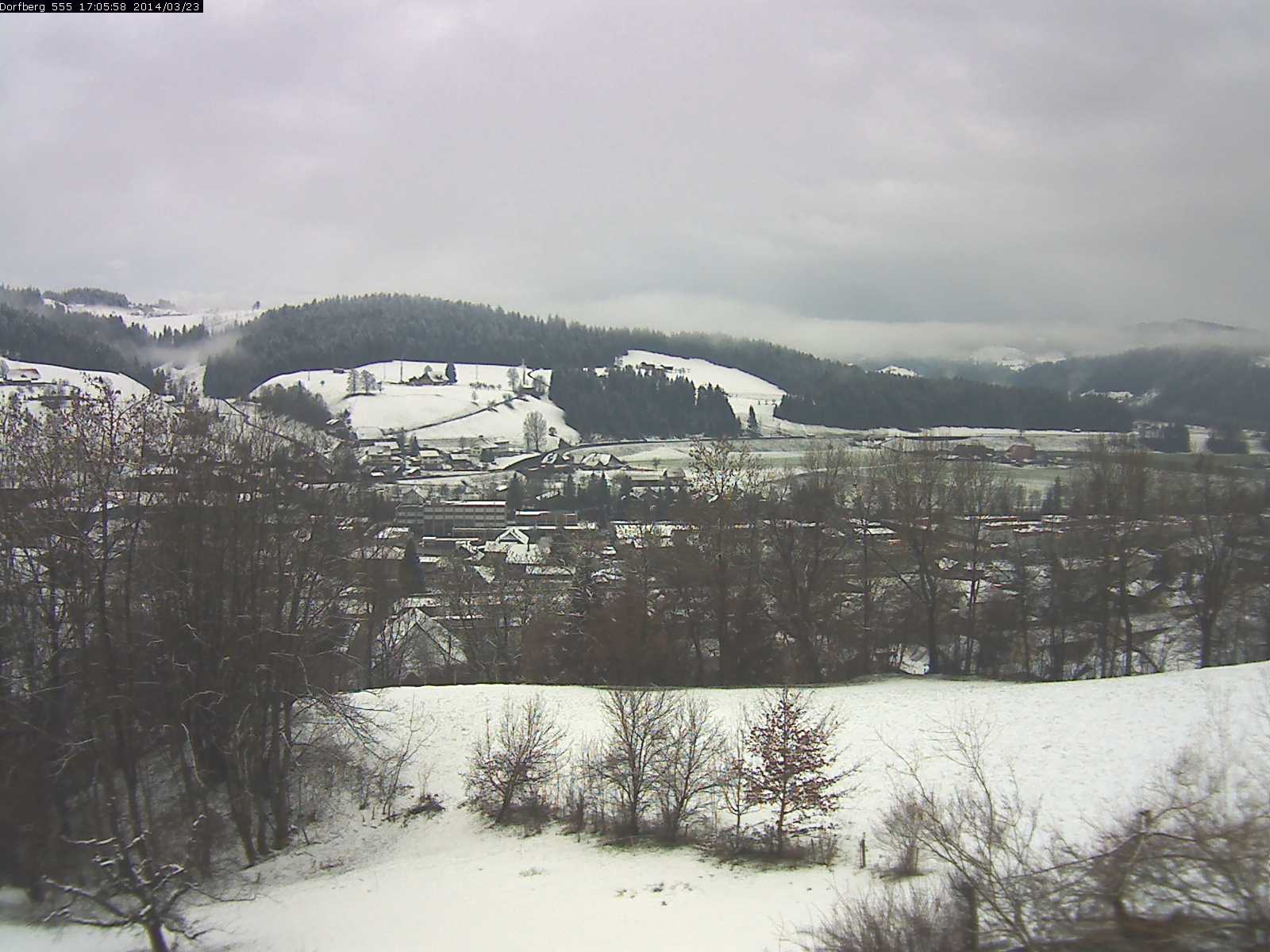 Webcam-Bild: Aussicht vom Dorfberg in Langnau 20140323-170600