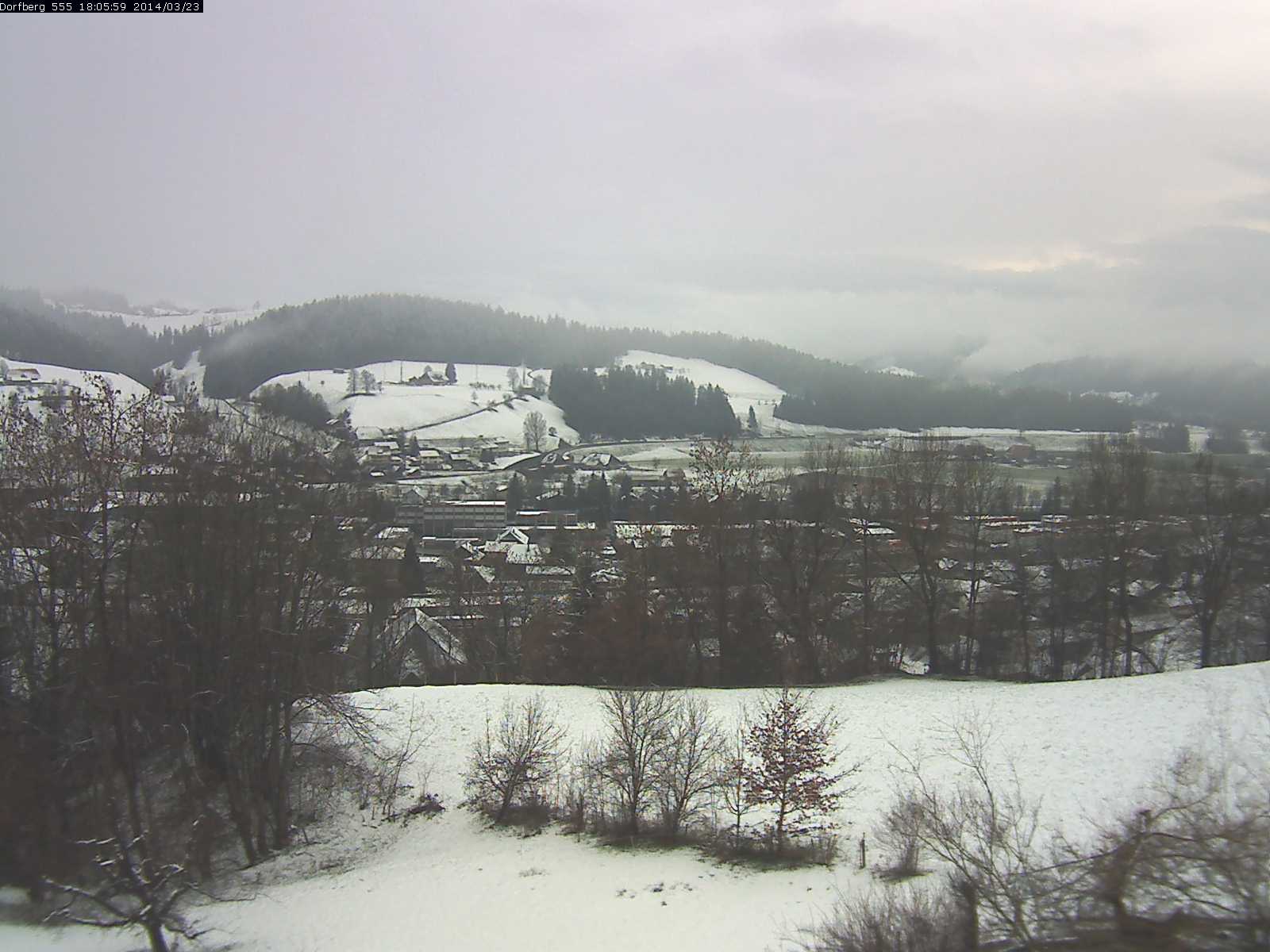Webcam-Bild: Aussicht vom Dorfberg in Langnau 20140323-180600