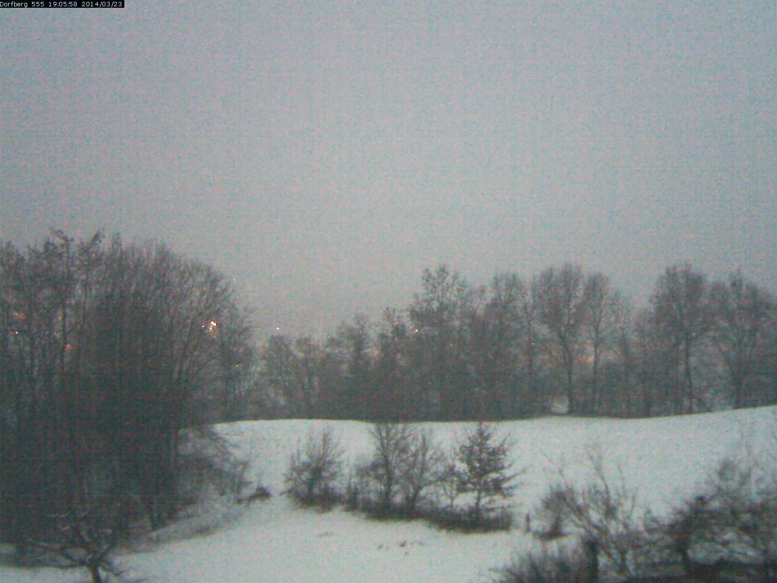 Webcam-Bild: Aussicht vom Dorfberg in Langnau 20140323-190600