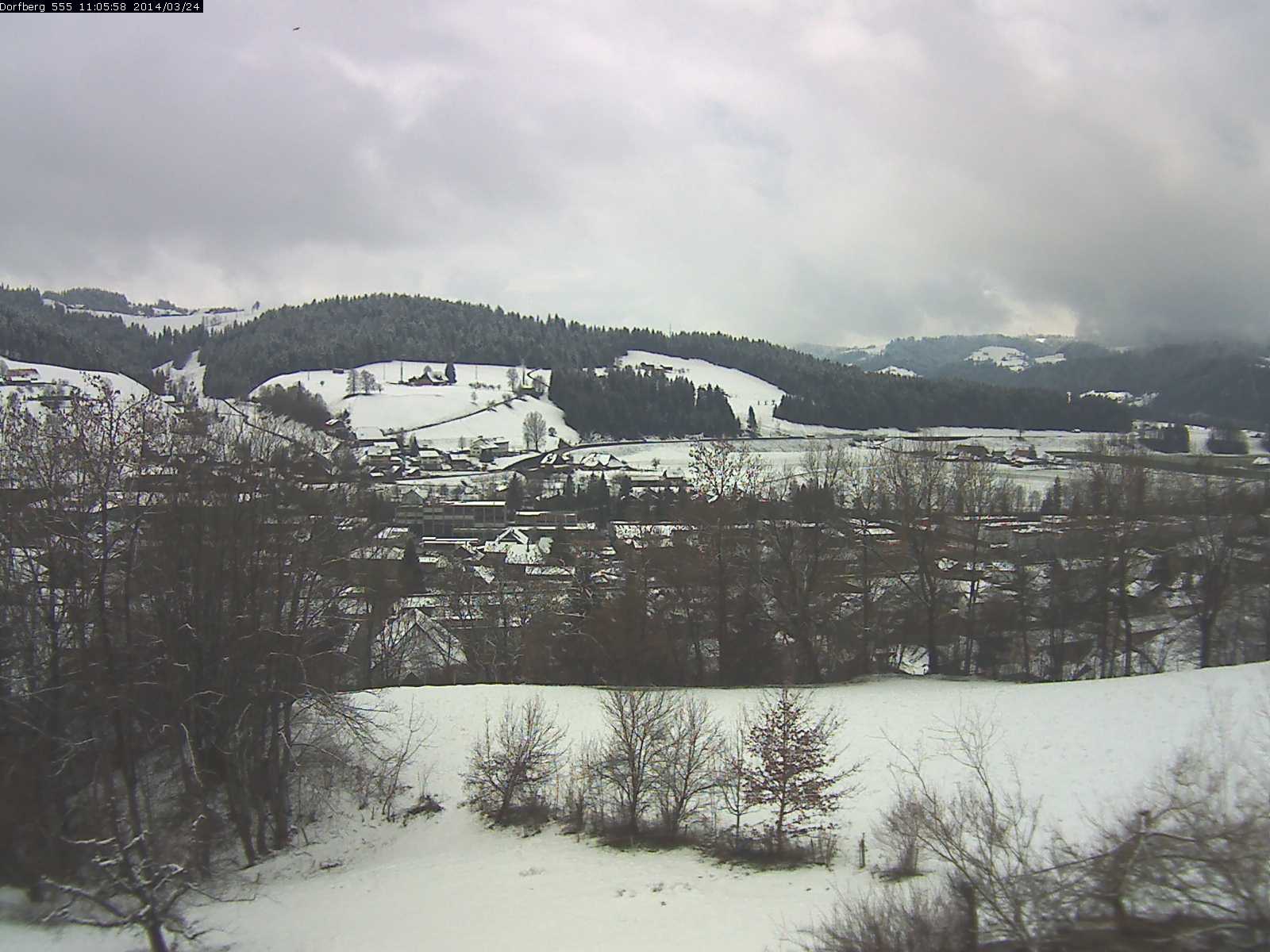 Webcam-Bild: Aussicht vom Dorfberg in Langnau 20140324-110600