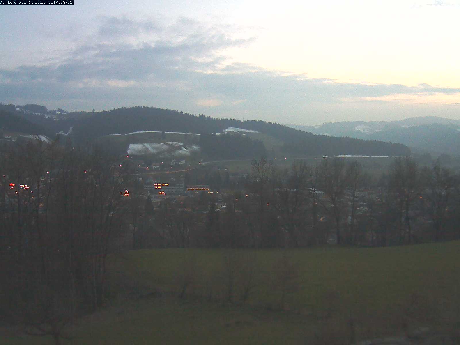 Webcam-Bild: Aussicht vom Dorfberg in Langnau 20140326-190600