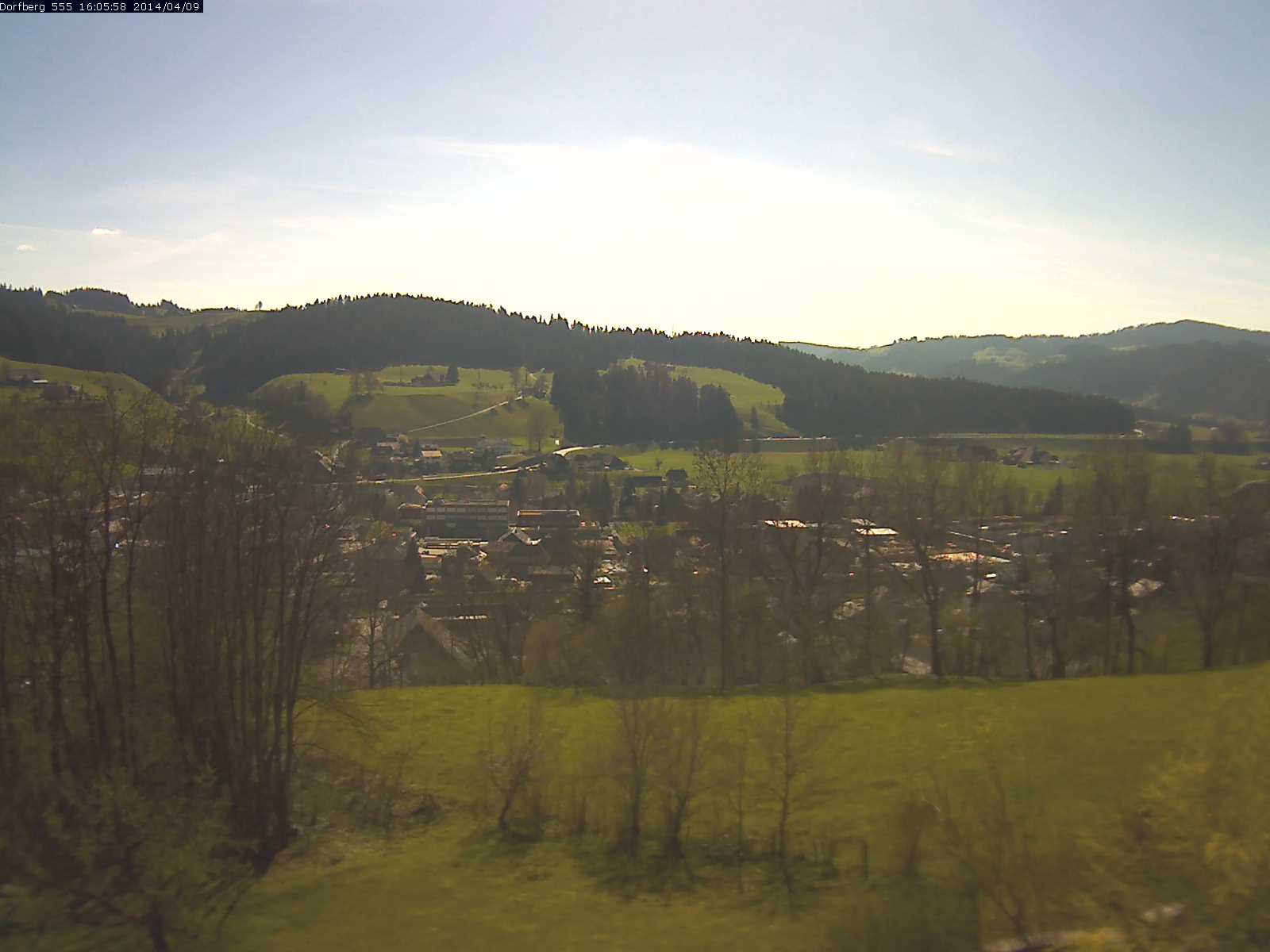 Webcam-Bild: Aussicht vom Dorfberg in Langnau 20140409-160600