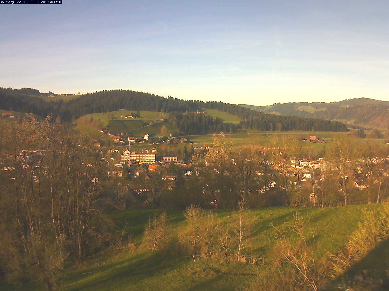 Webcam-Bild: Aussicht vom Dorfberg in Langnau 20140410-080600