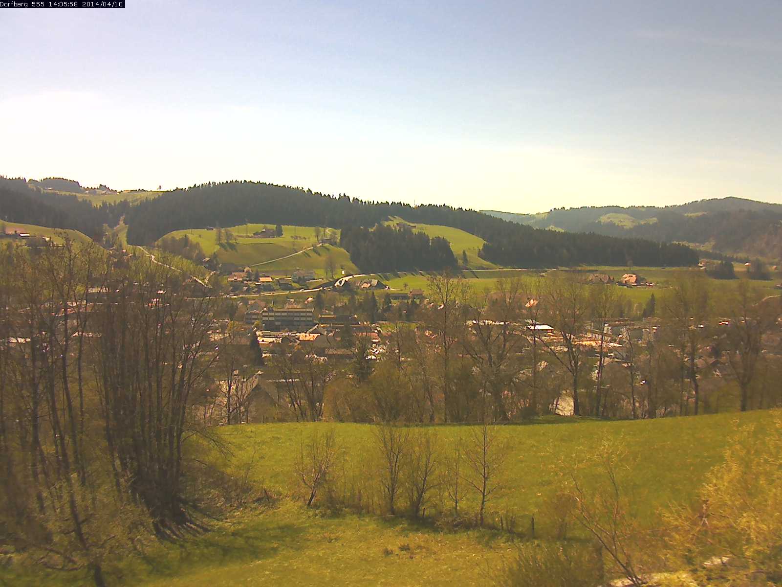 Webcam-Bild: Aussicht vom Dorfberg in Langnau 20140410-140600