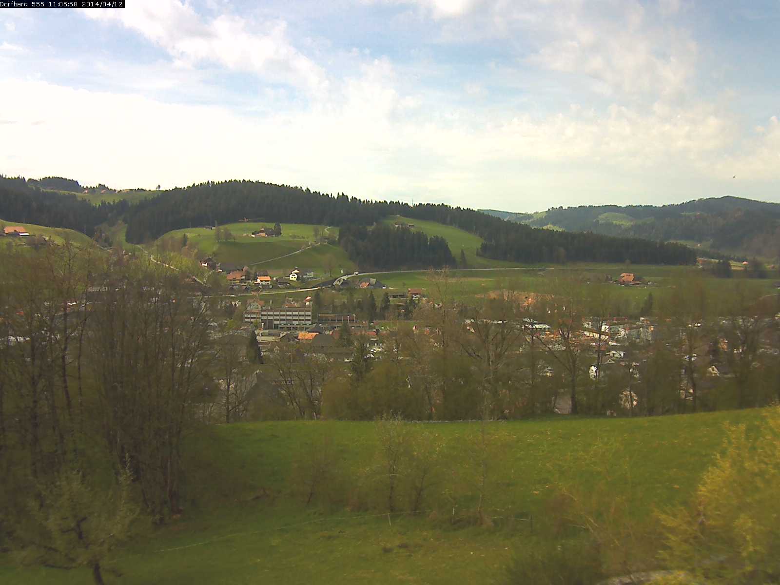 Webcam-Bild: Aussicht vom Dorfberg in Langnau 20140412-110600