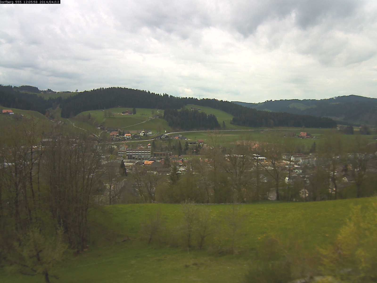 Webcam-Bild: Aussicht vom Dorfberg in Langnau 20140412-120600
