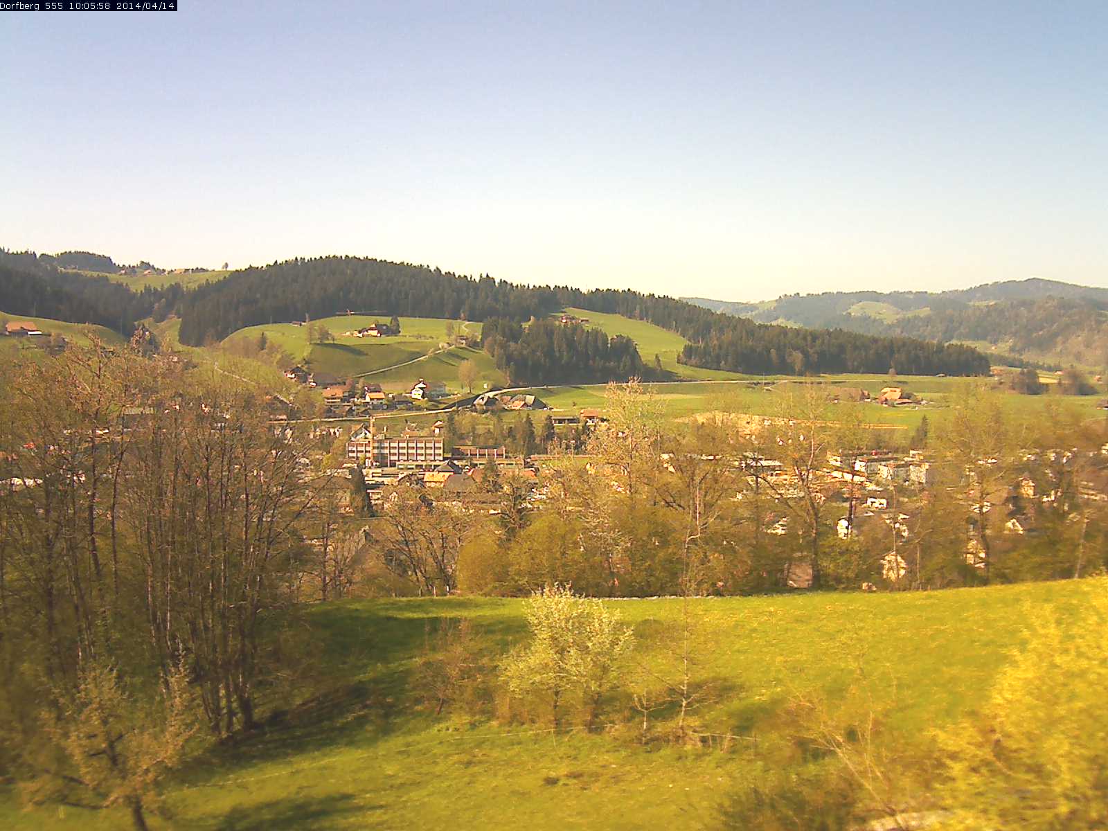 Webcam-Bild: Aussicht vom Dorfberg in Langnau 20140414-100600