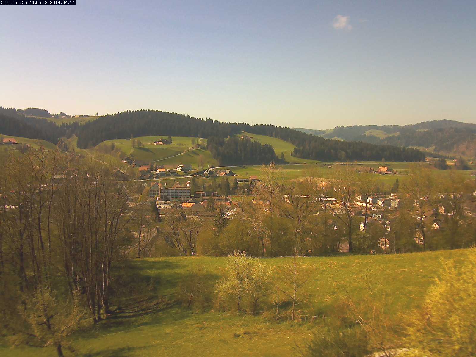 Webcam-Bild: Aussicht vom Dorfberg in Langnau 20140414-110600