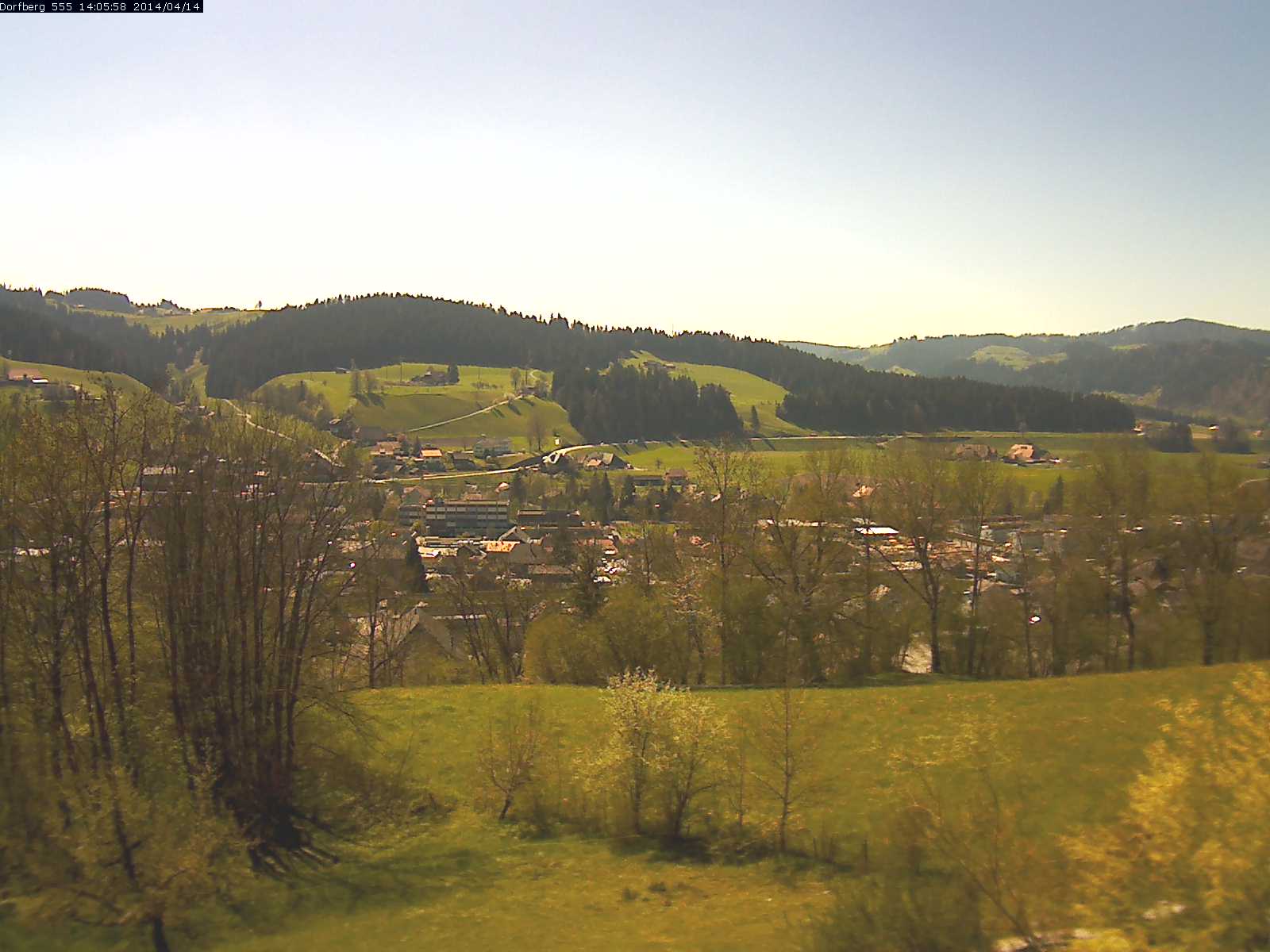 Webcam-Bild: Aussicht vom Dorfberg in Langnau 20140414-140600