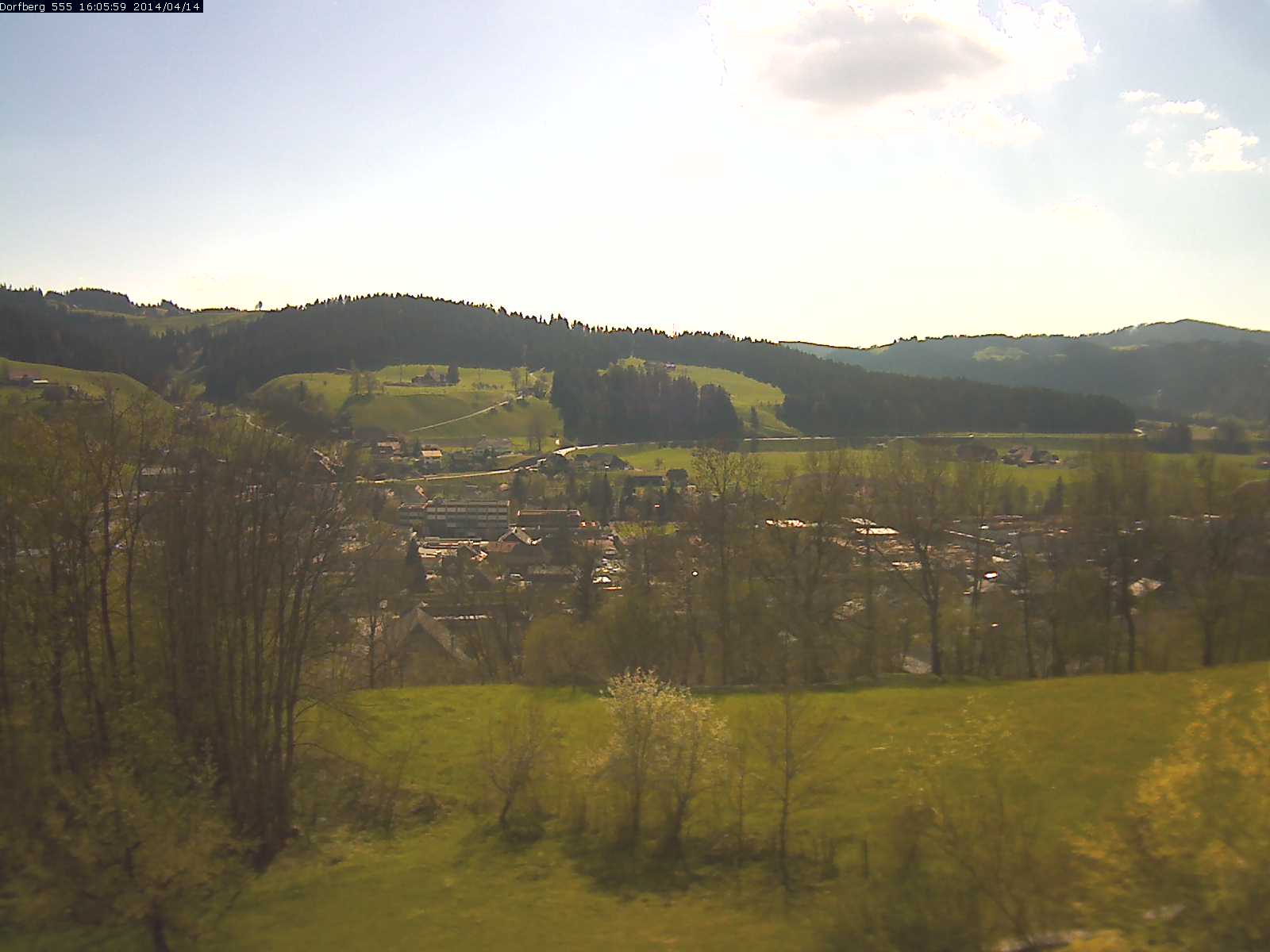 Webcam-Bild: Aussicht vom Dorfberg in Langnau 20140414-160600
