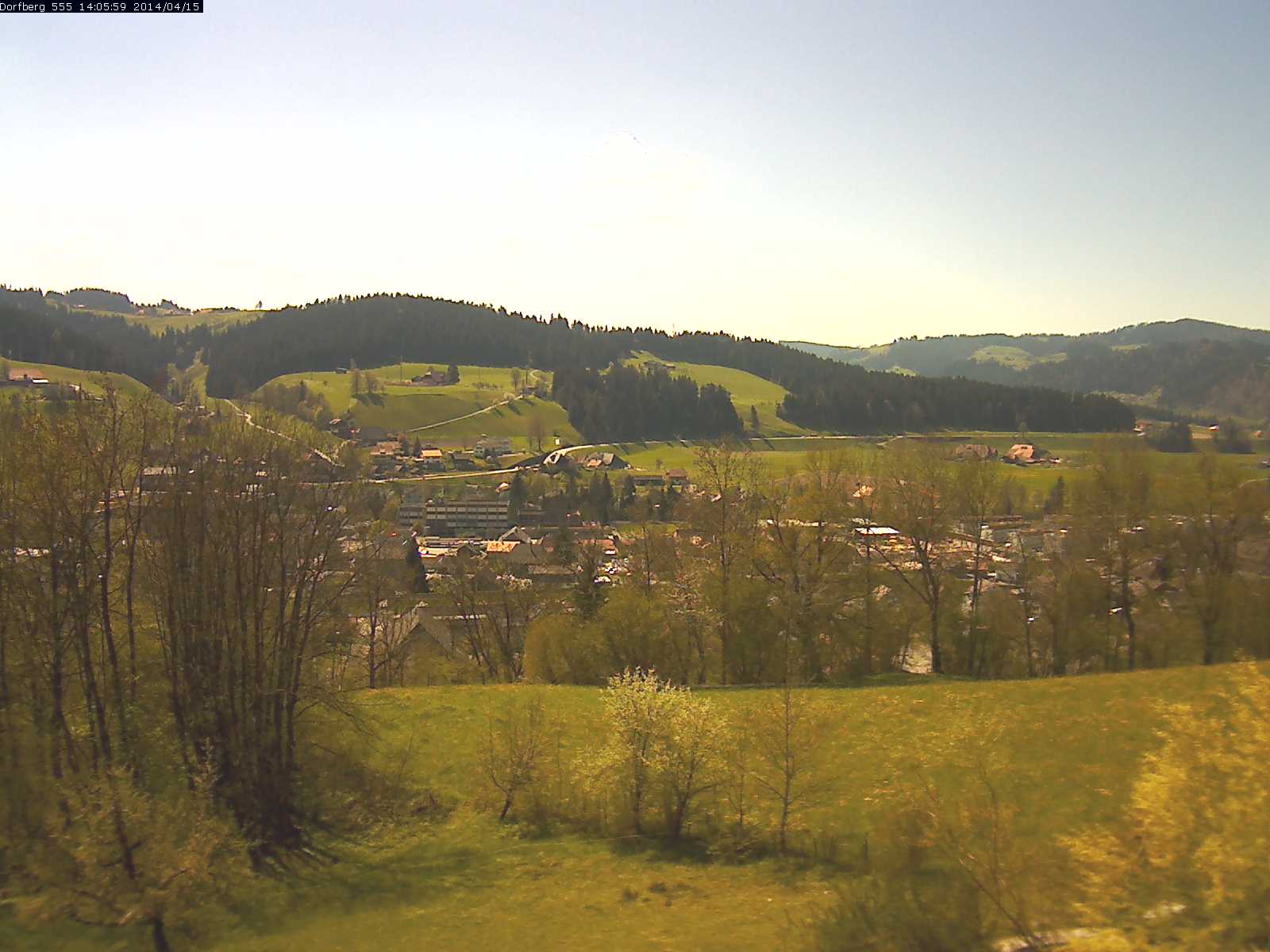 Webcam-Bild: Aussicht vom Dorfberg in Langnau 20140415-140600