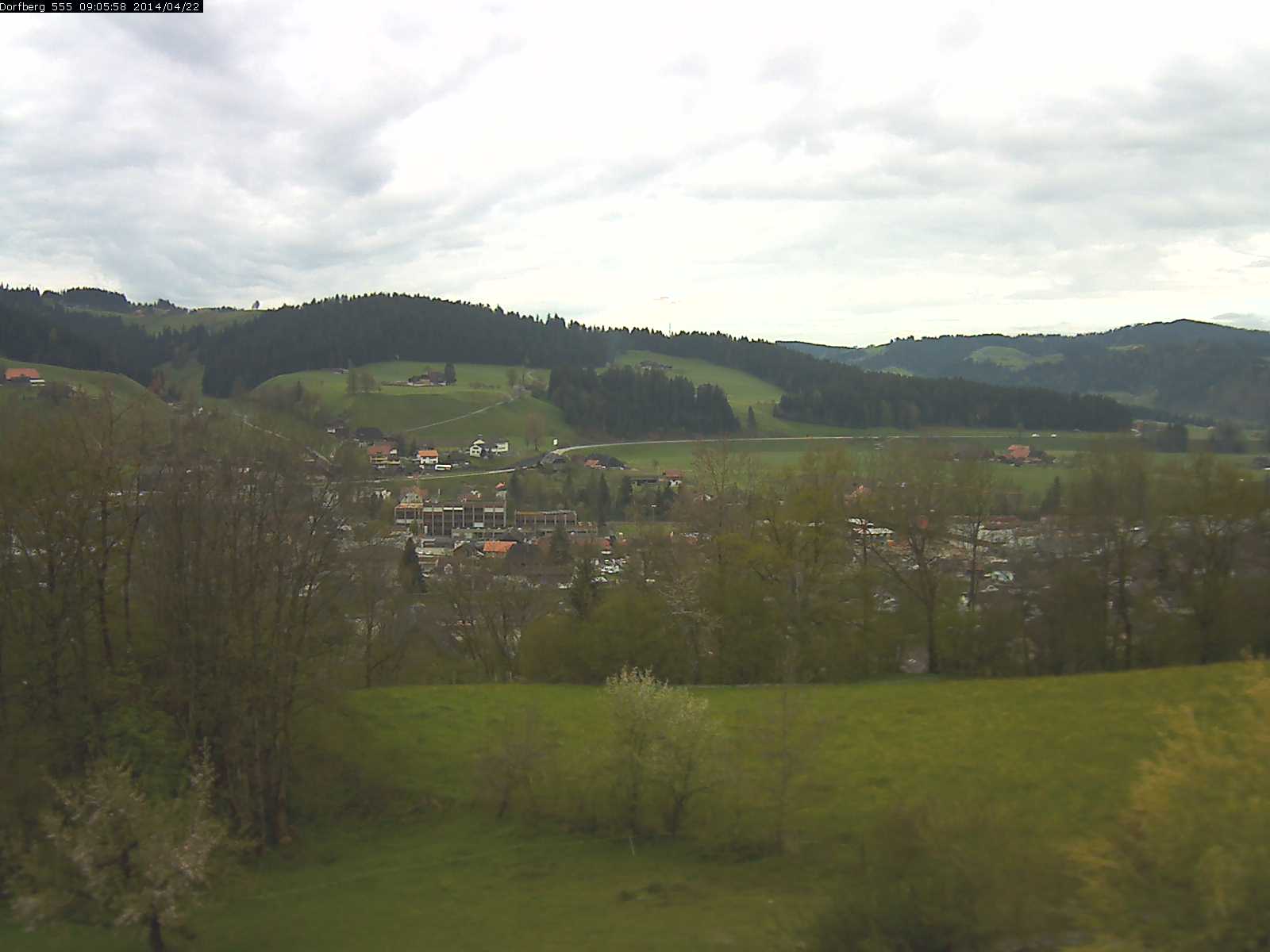Webcam-Bild: Aussicht vom Dorfberg in Langnau 20140422-090600