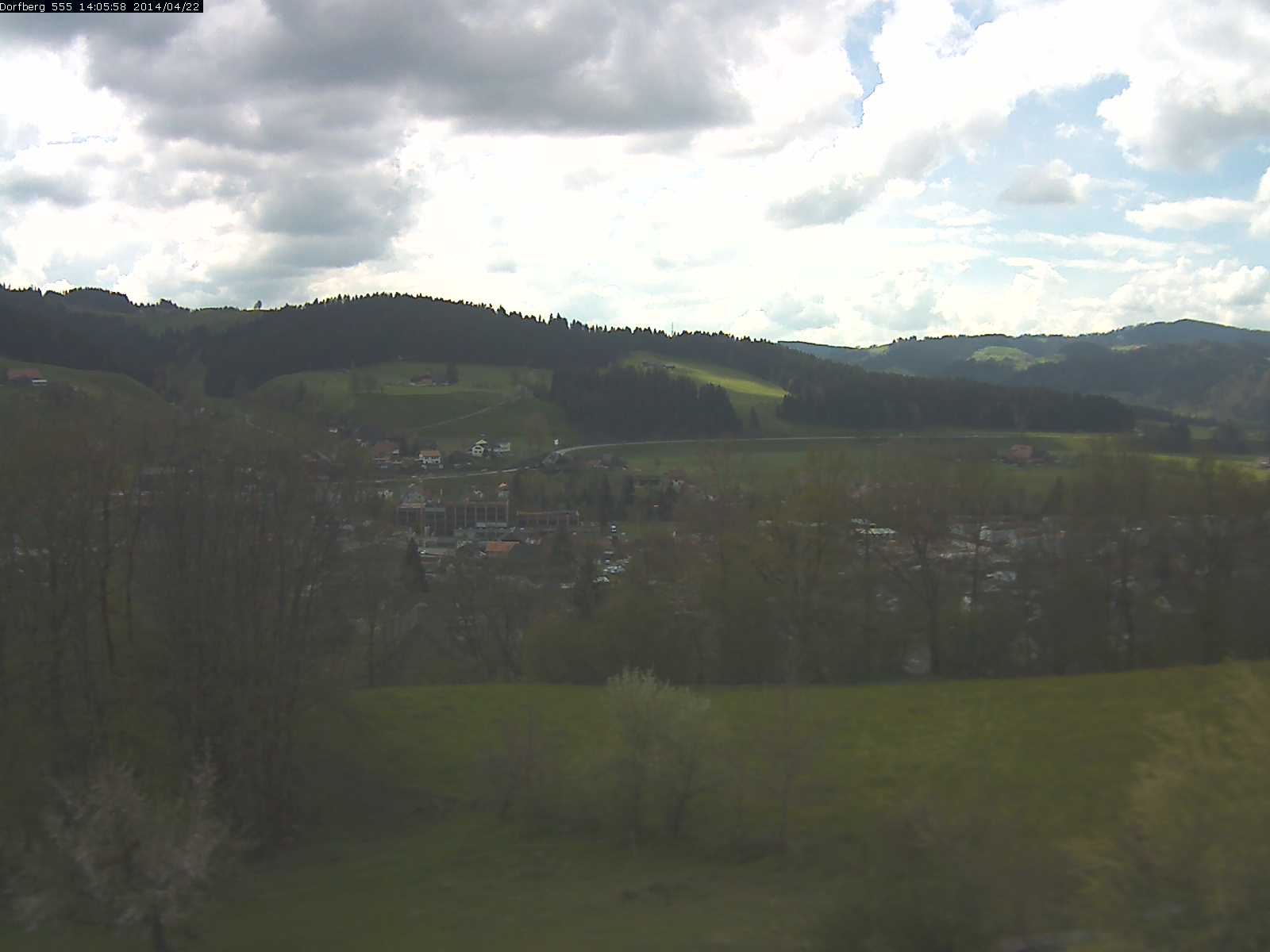 Webcam-Bild: Aussicht vom Dorfberg in Langnau 20140422-140600