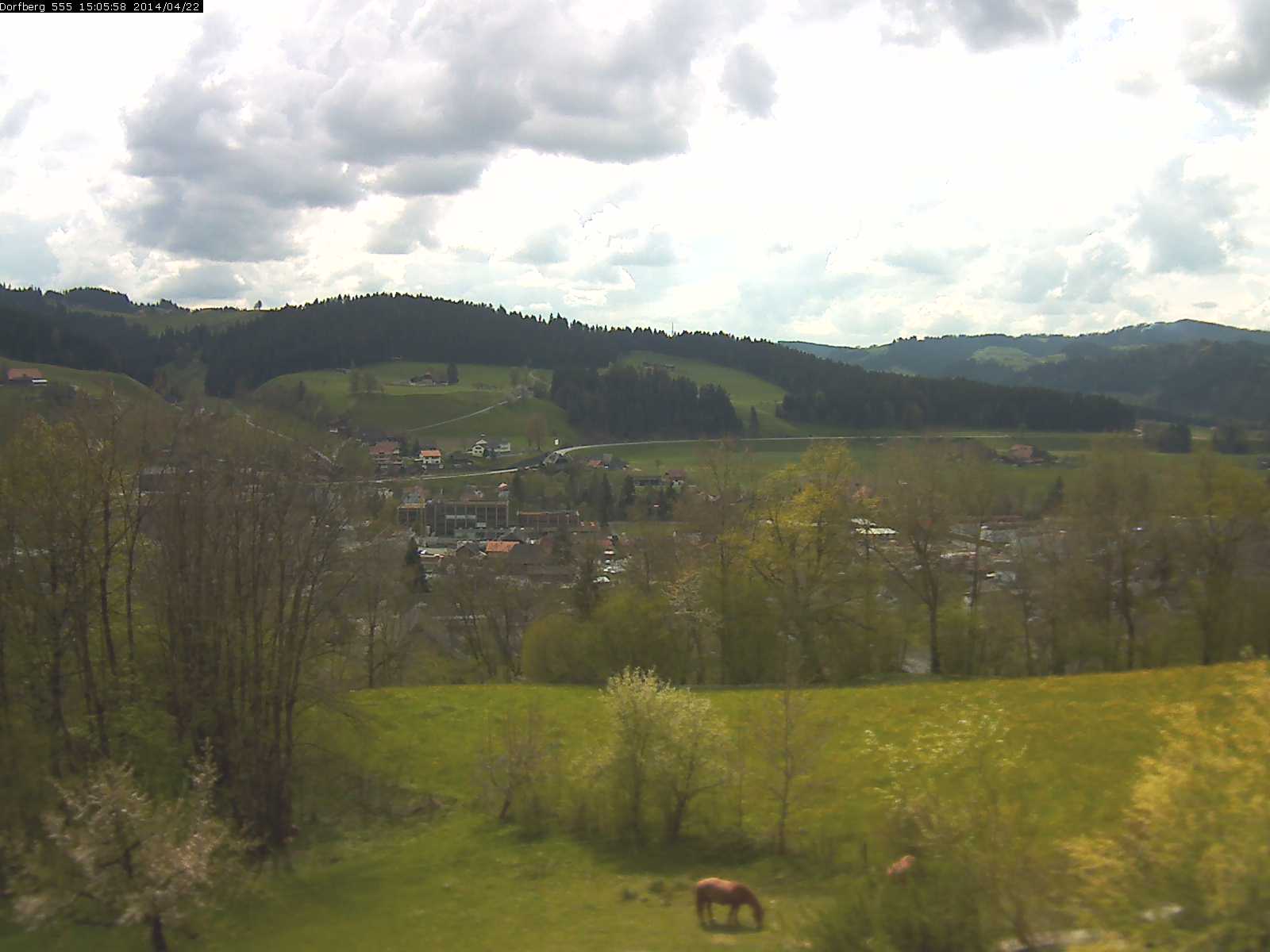 Webcam-Bild: Aussicht vom Dorfberg in Langnau 20140422-150600