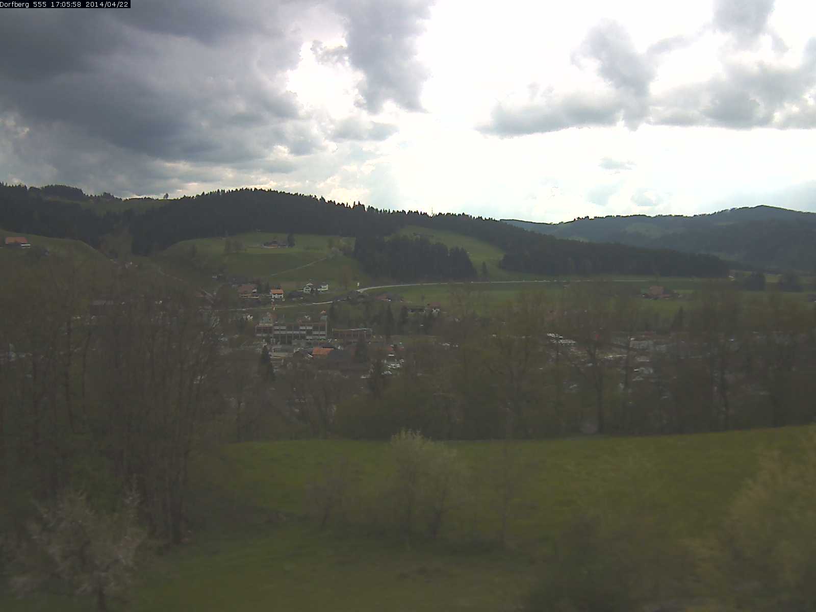 Webcam-Bild: Aussicht vom Dorfberg in Langnau 20140422-170600