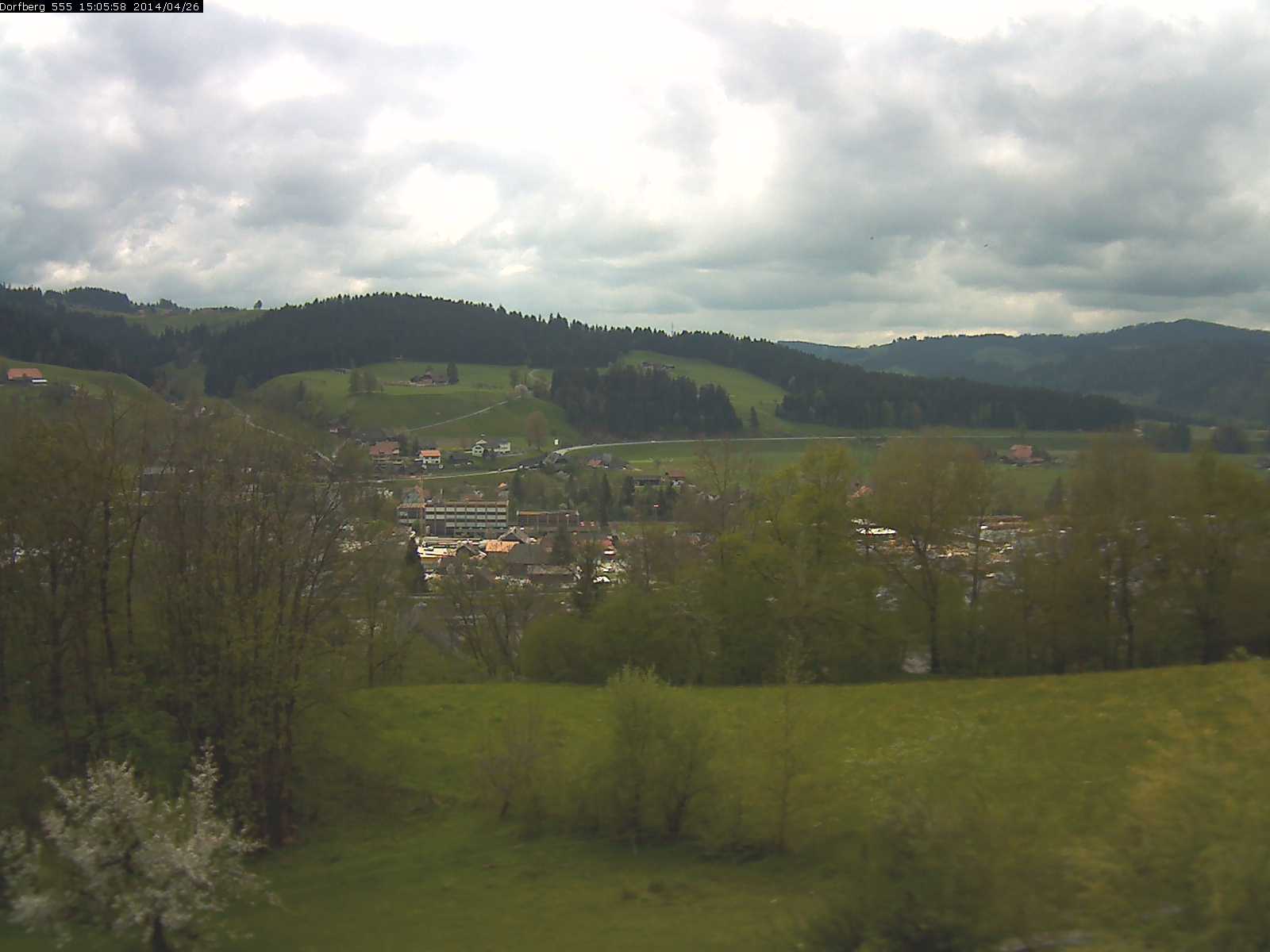 Webcam-Bild: Aussicht vom Dorfberg in Langnau 20140426-150600