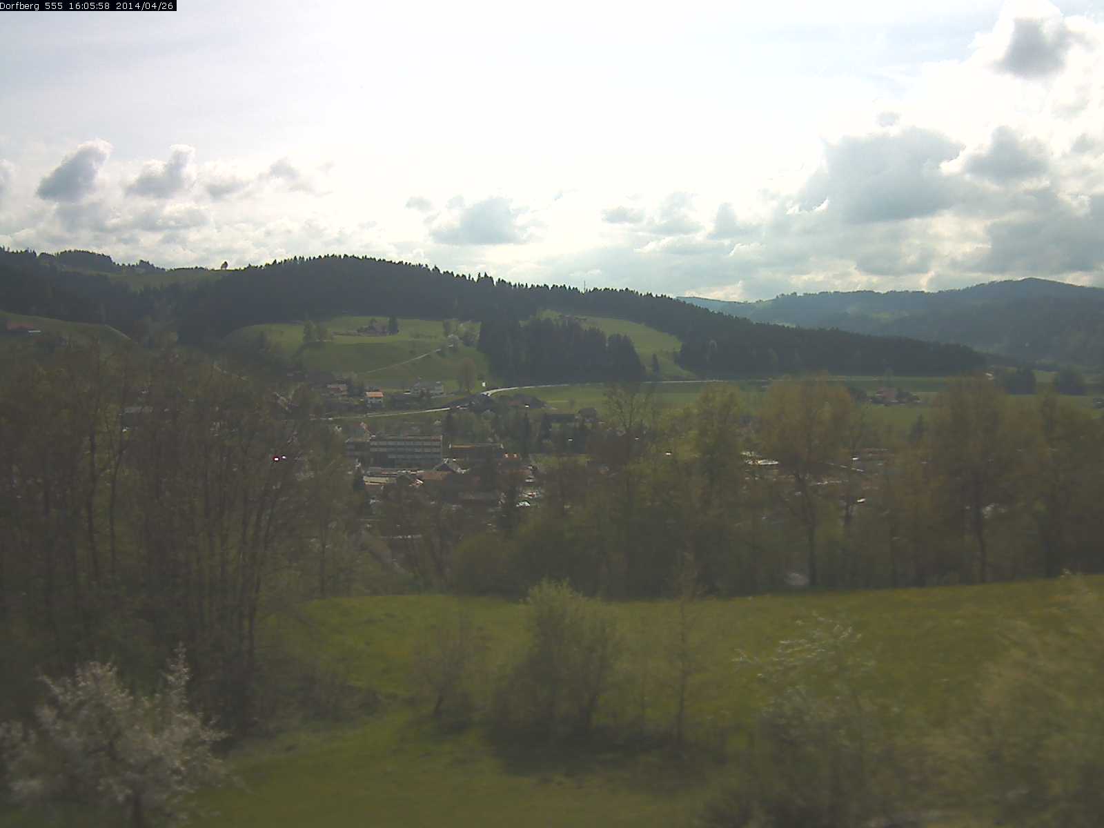 Webcam-Bild: Aussicht vom Dorfberg in Langnau 20140426-160600