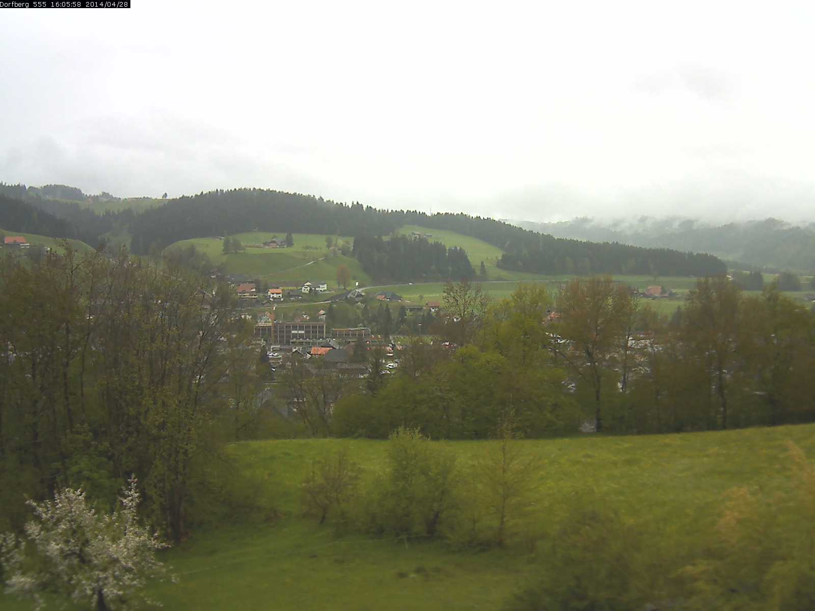 Webcam-Bild: Aussicht vom Dorfberg in Langnau 20140428-160600