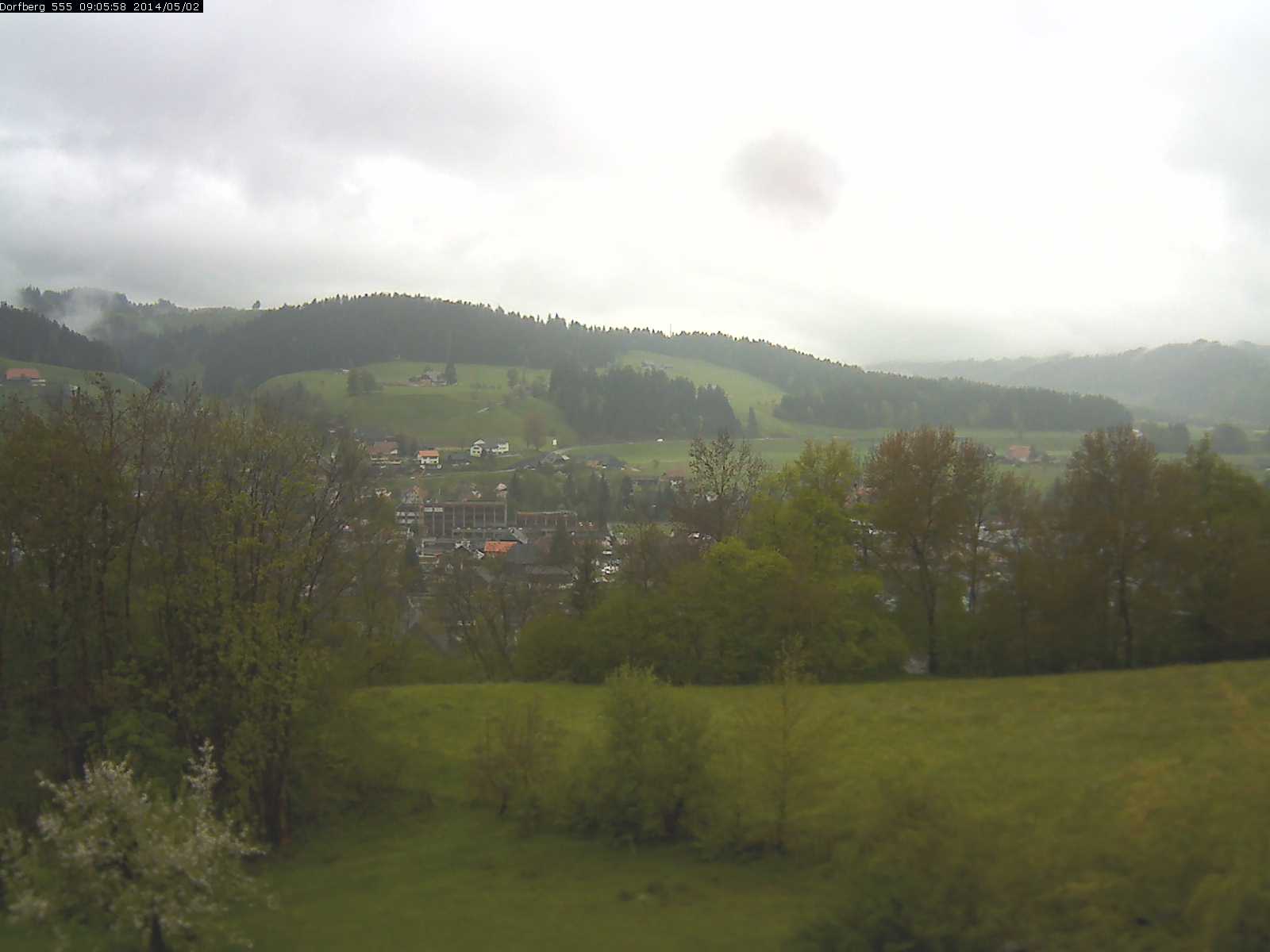 Webcam-Bild: Aussicht vom Dorfberg in Langnau 20140502-090600
