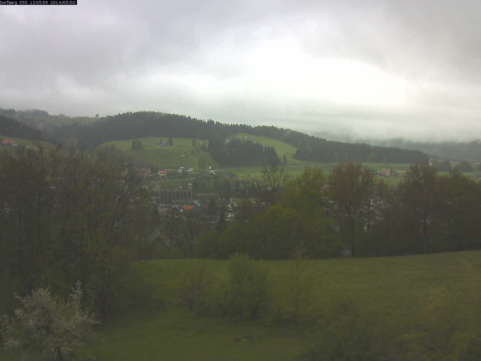Webcam-Bild: Aussicht vom Dorfberg in Langnau 20140502-120600