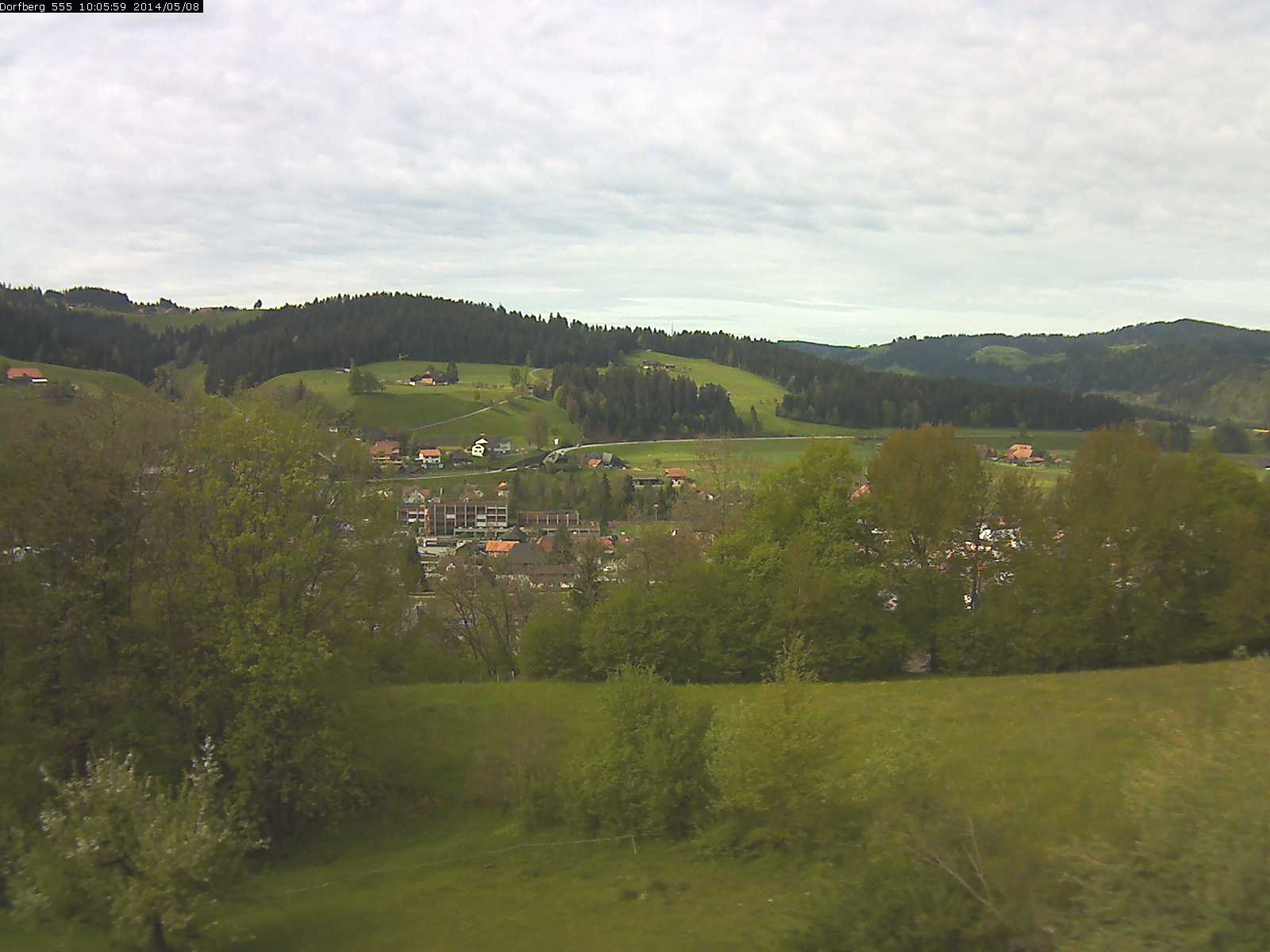 Webcam-Bild: Aussicht vom Dorfberg in Langnau 20140508-100600
