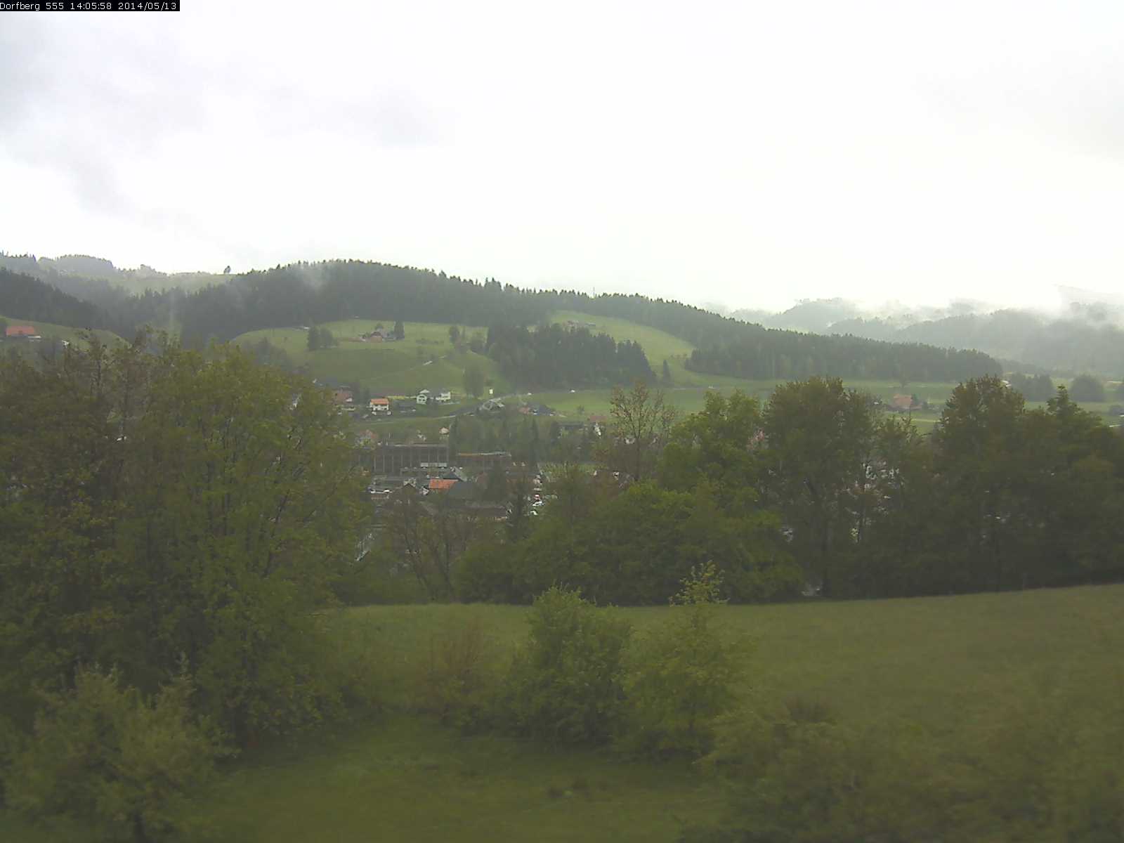 Webcam-Bild: Aussicht vom Dorfberg in Langnau 20140513-140600