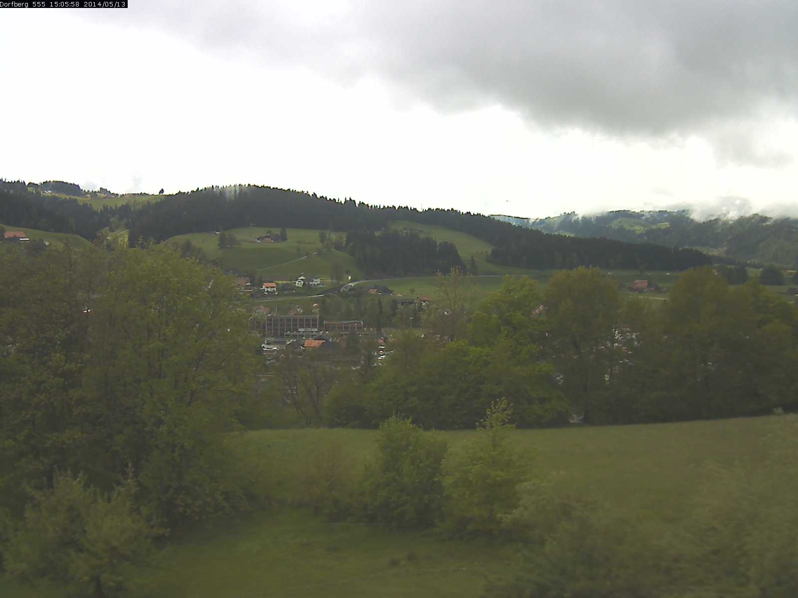 Webcam-Bild: Aussicht vom Dorfberg in Langnau 20140513-150600