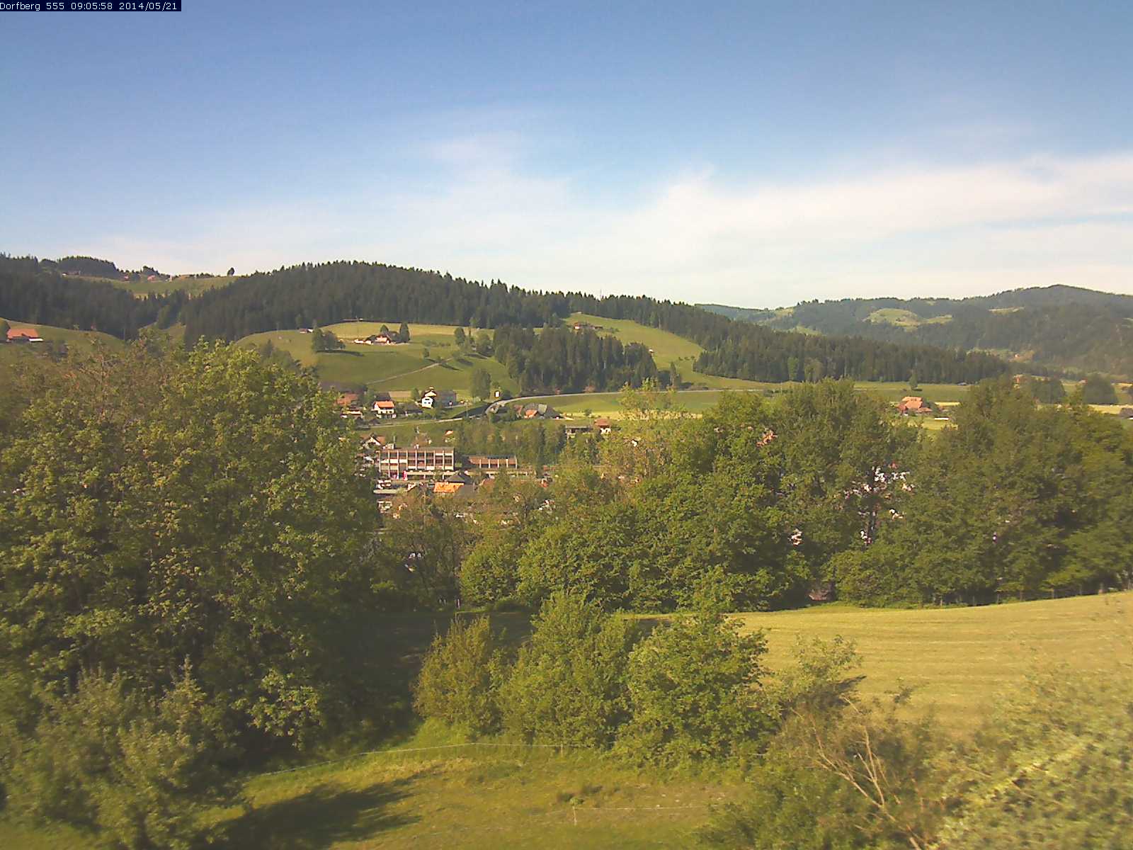 Webcam-Bild: Aussicht vom Dorfberg in Langnau 20140521-090600
