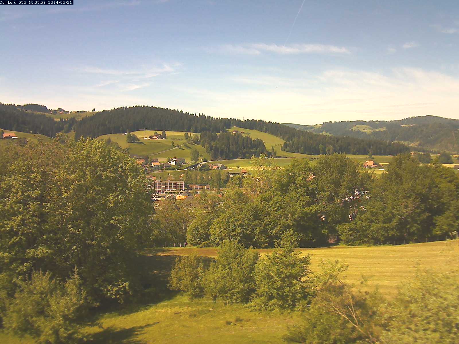 Webcam-Bild: Aussicht vom Dorfberg in Langnau 20140521-100600