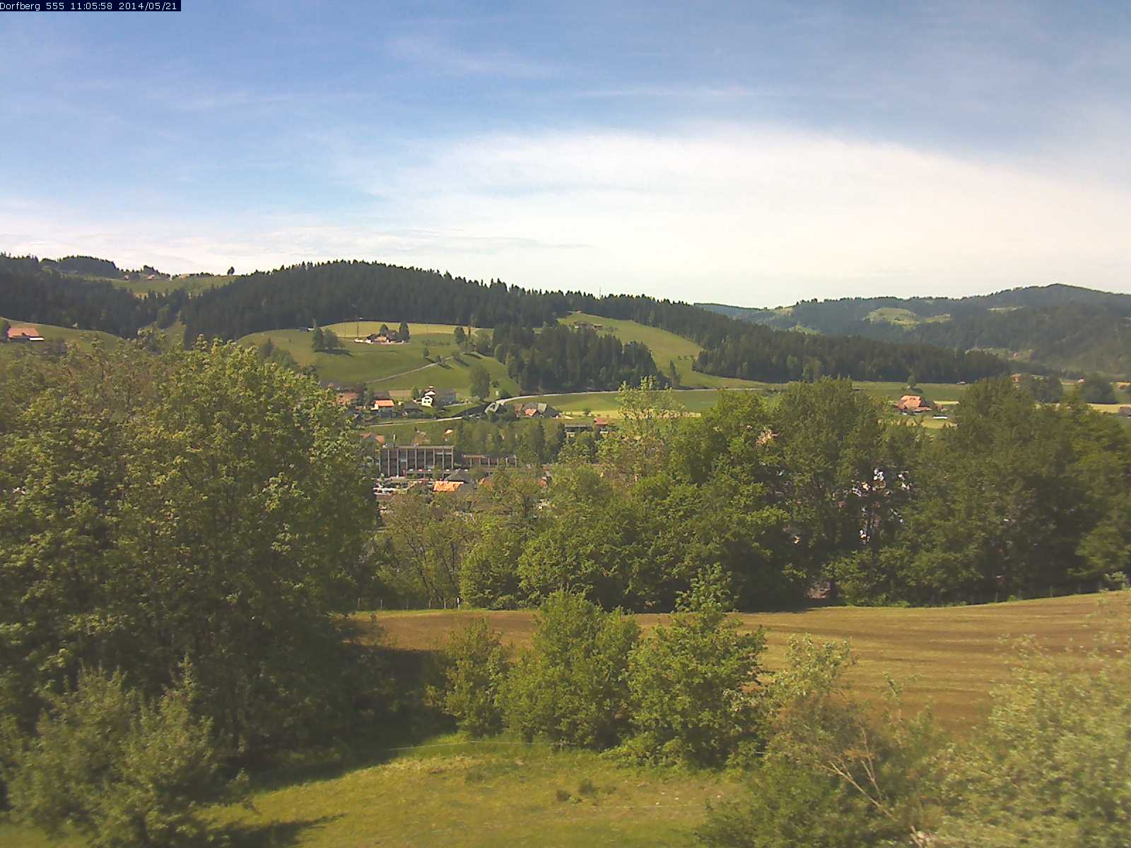 Webcam-Bild: Aussicht vom Dorfberg in Langnau 20140521-110600