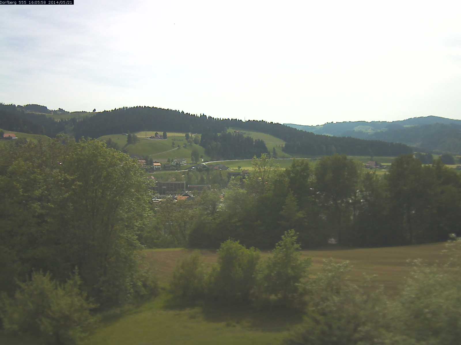 Webcam-Bild: Aussicht vom Dorfberg in Langnau 20140521-160600