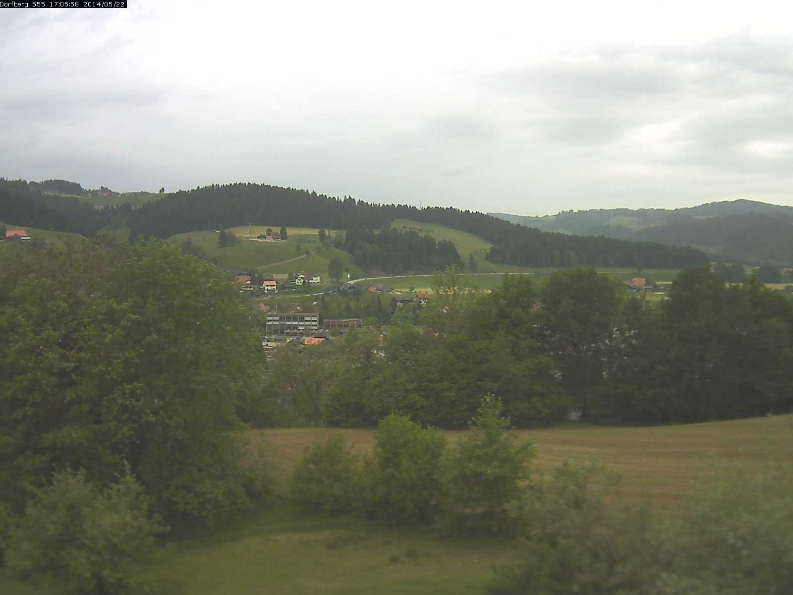 Webcam-Bild: Aussicht vom Dorfberg in Langnau 20140522-170600