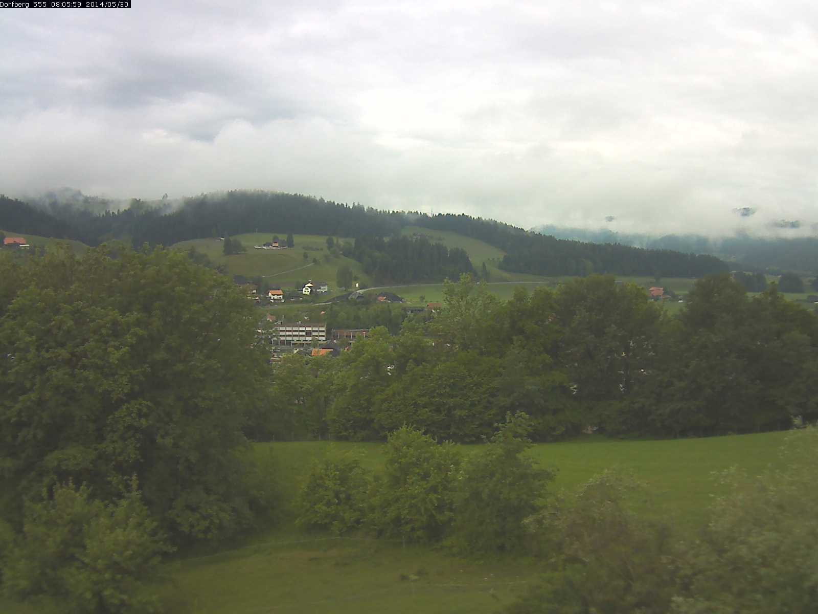 Webcam-Bild: Aussicht vom Dorfberg in Langnau 20140530-080600