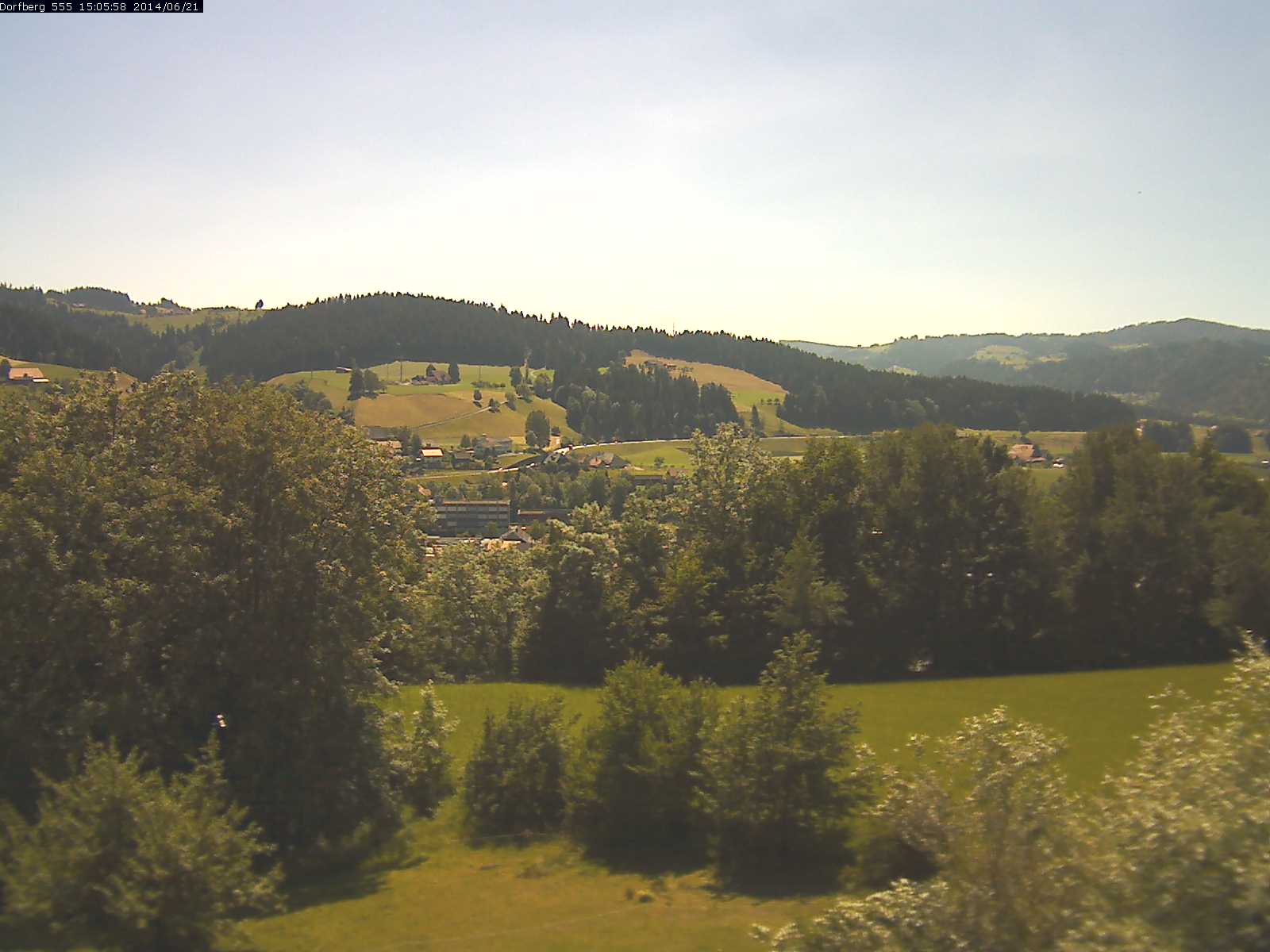 Webcam-Bild: Aussicht vom Dorfberg in Langnau 20140621-150600